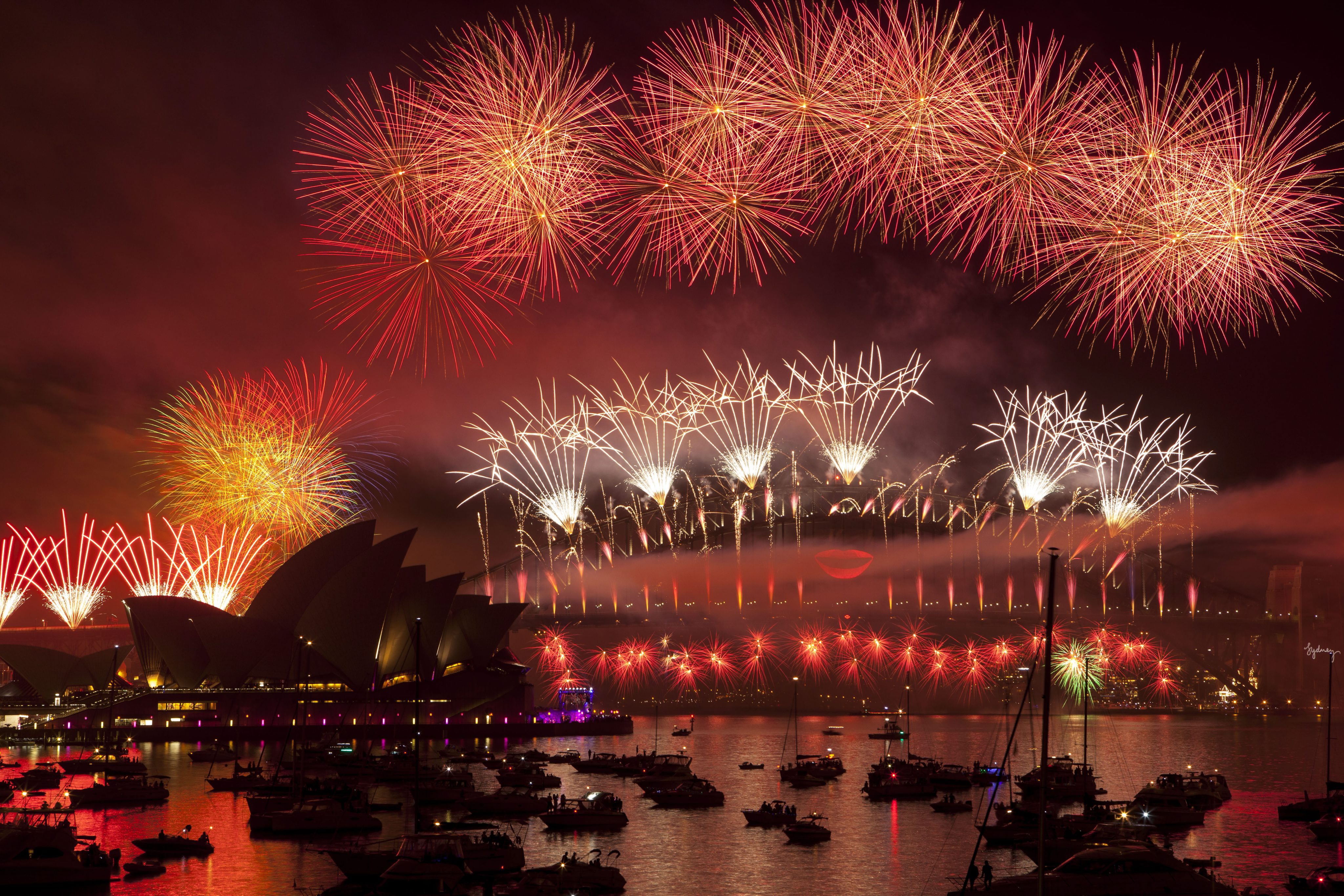 Sydney wita 2013 rok