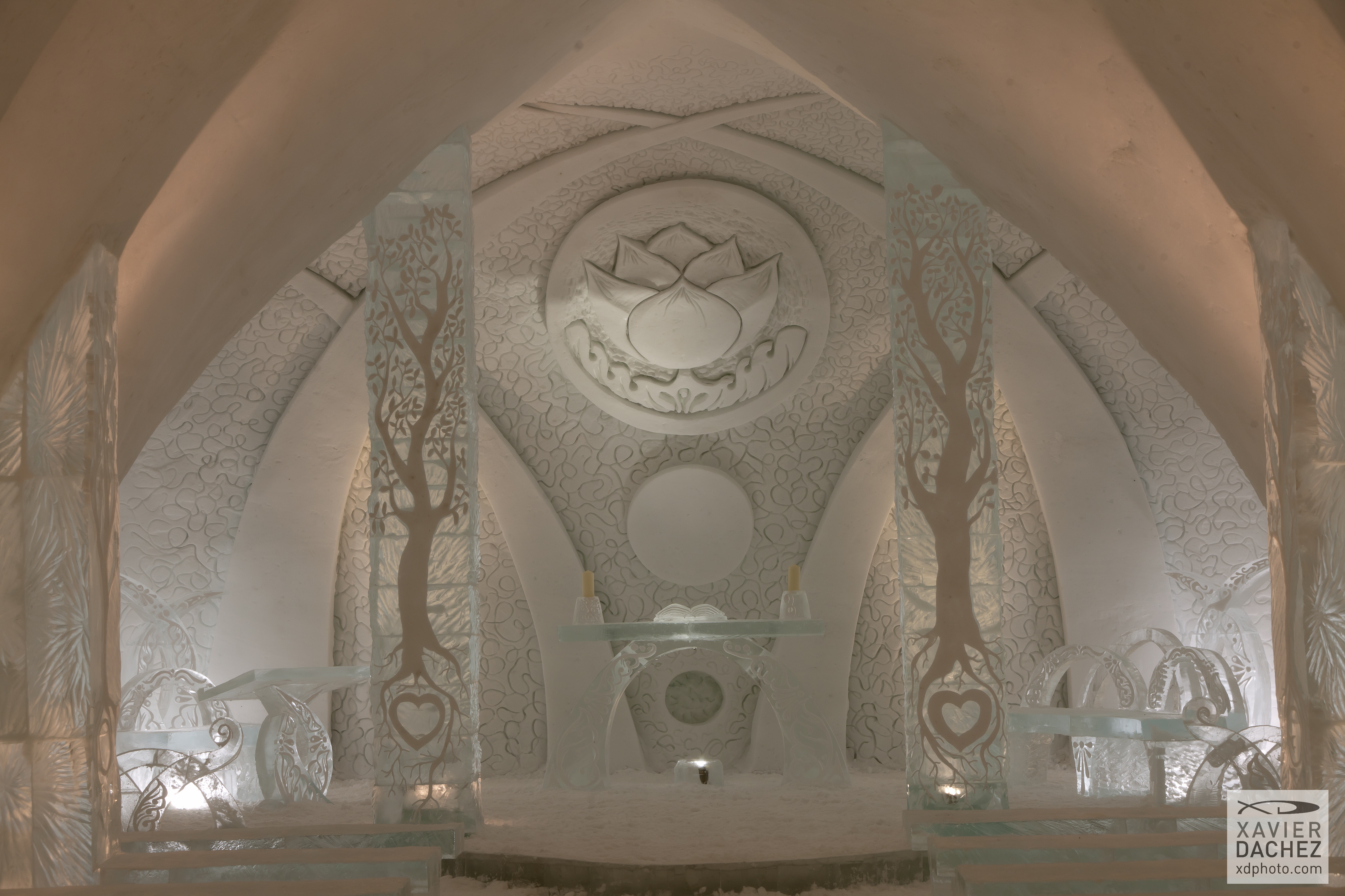 Hotel de Glace - niezwykły hotel z lodu
