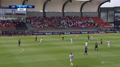 Sandecja - Pogoń (0:1): Pogoń nie zadowoliła się skromnym prowadzeniem. Gliwa z kłopotami wybronił strzał Nunesa