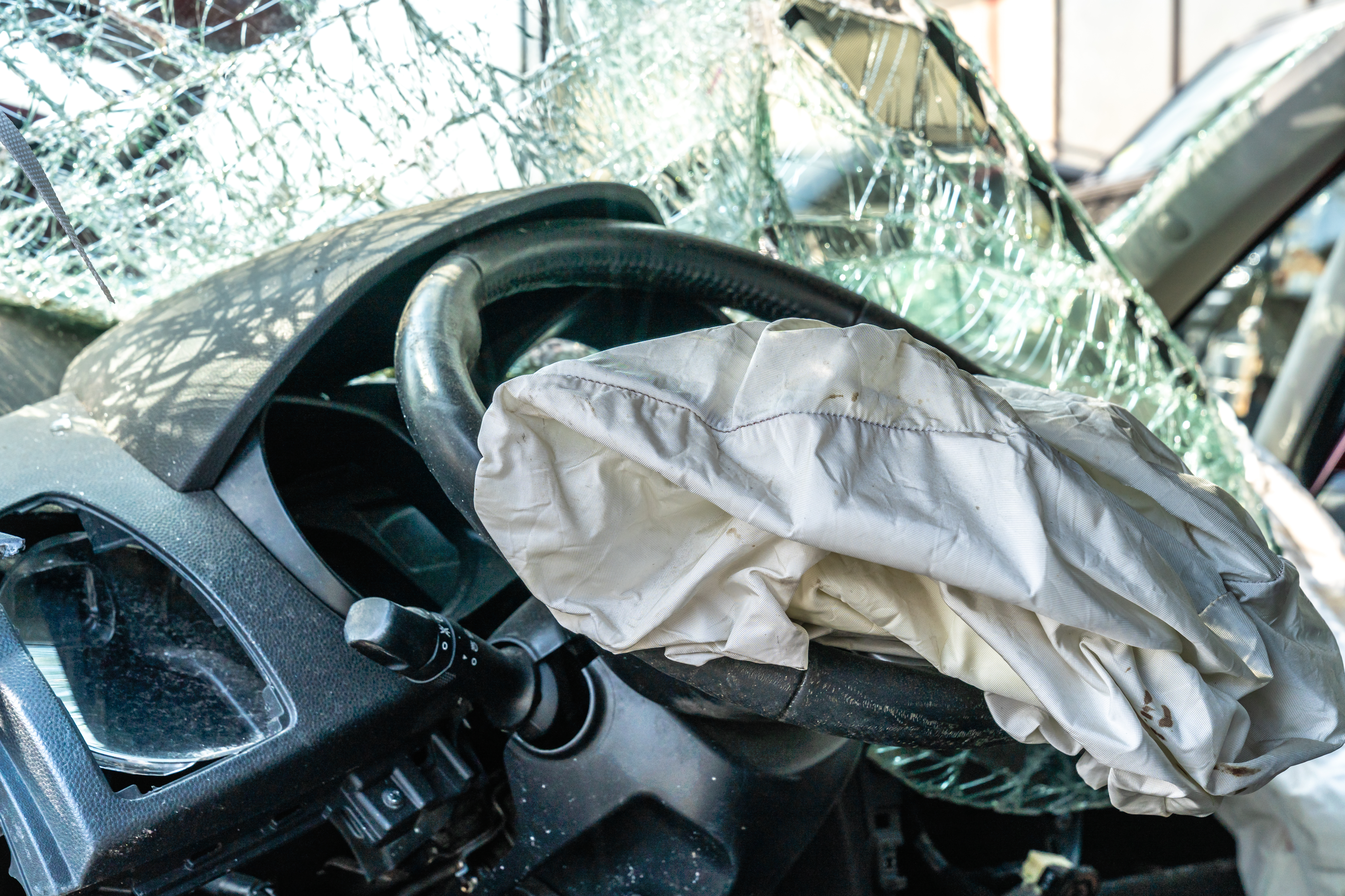 Dupla húsvéti tragédia: a férje temetése után autóbalesetben hunyt el egy hatgyerekes családanya