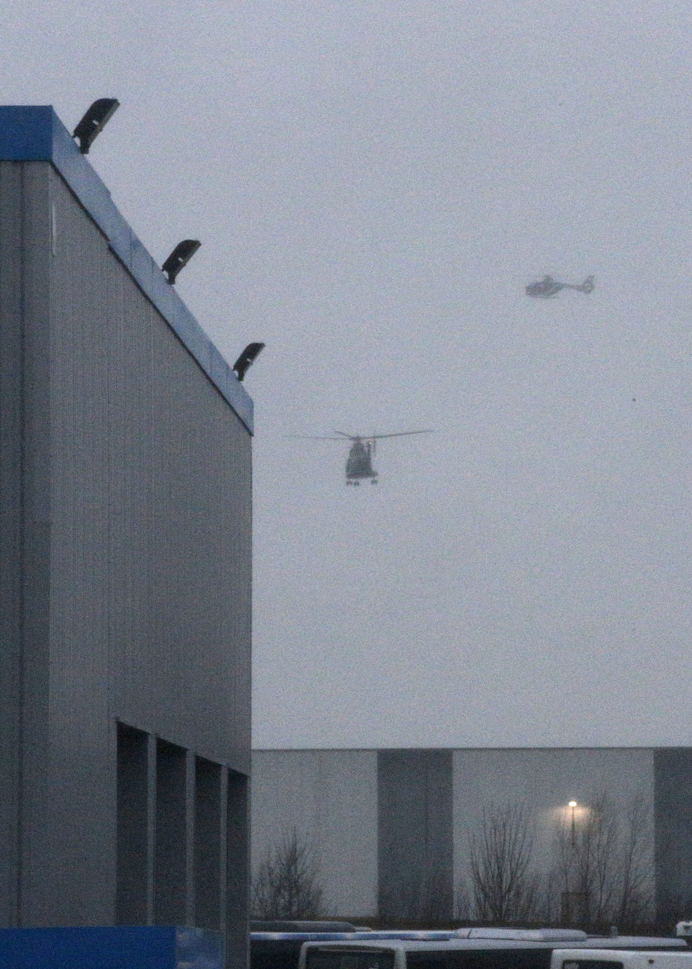 Obława na terrorystów, którzy zaatakowali tygodnik