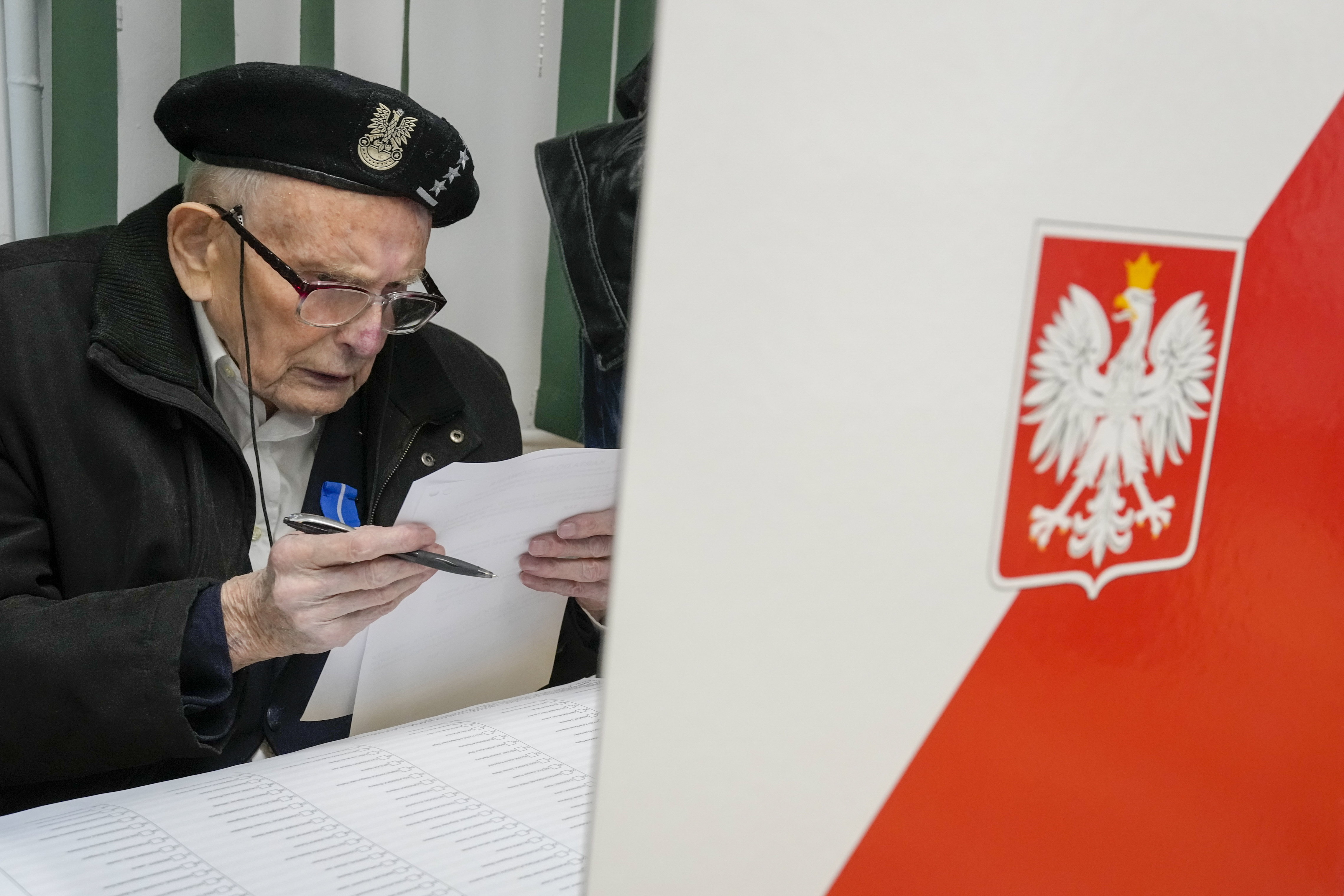 Lengyel választás: délig nagyobb volt a részvétel, mint az előző voksoláskor