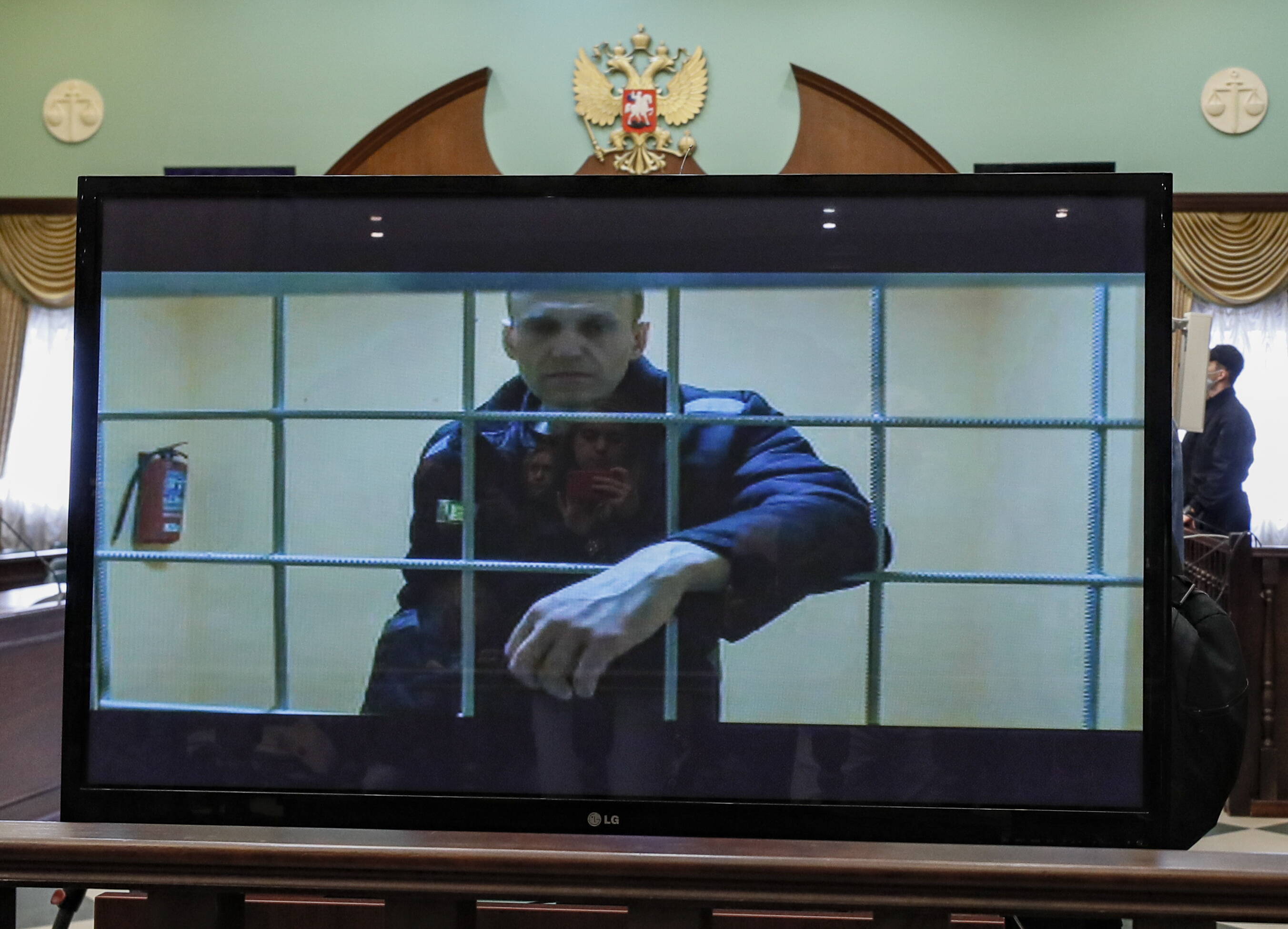 Aleksiej Nawalny w więzieniu. Połączenie wideo w czasie rozprawy apelacyjnej w maju 2022 r.
