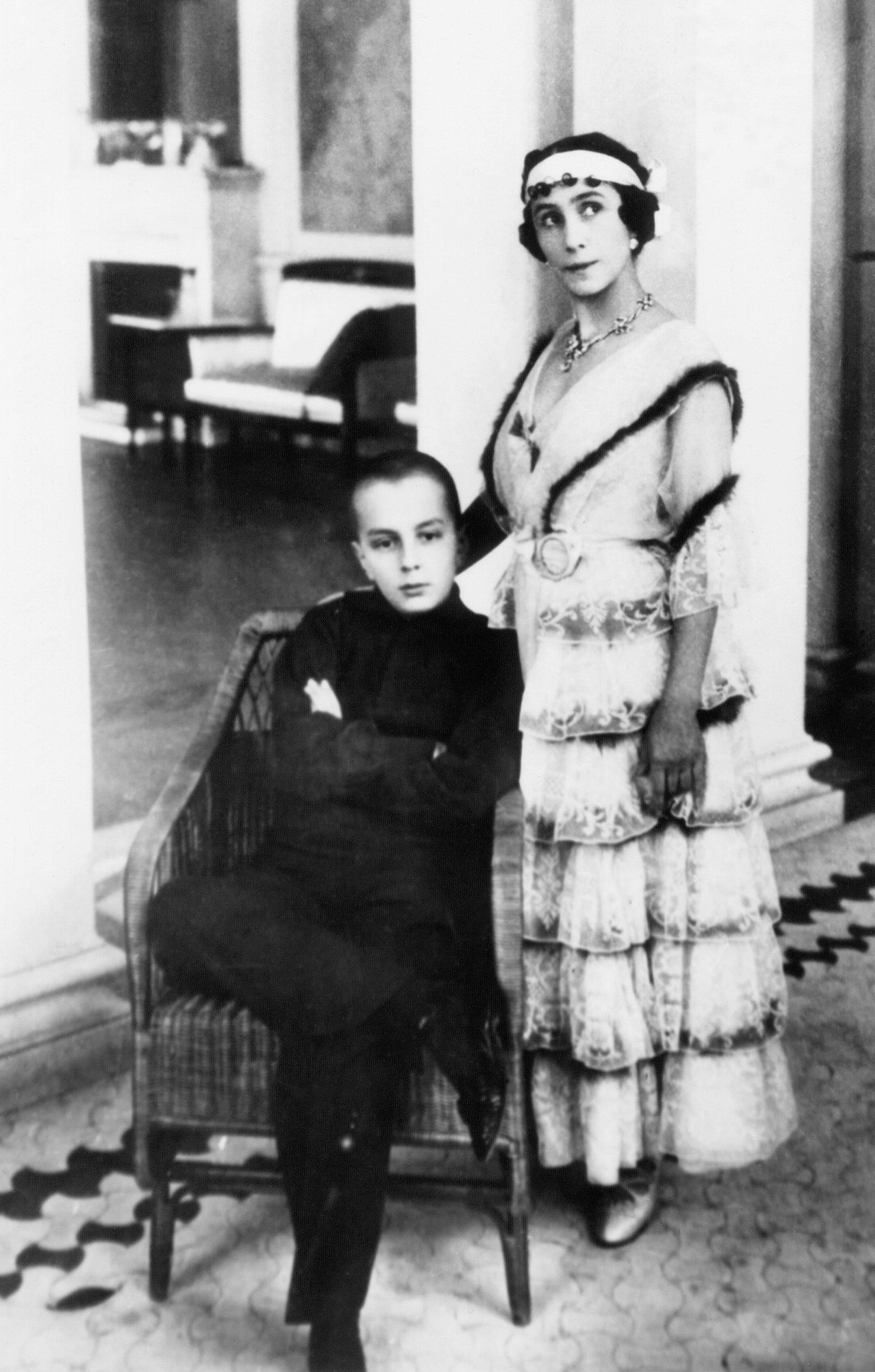 Matylda z synem Władimirem. Do końca nie wiadomo, który z Romanowów był jego ojcem.