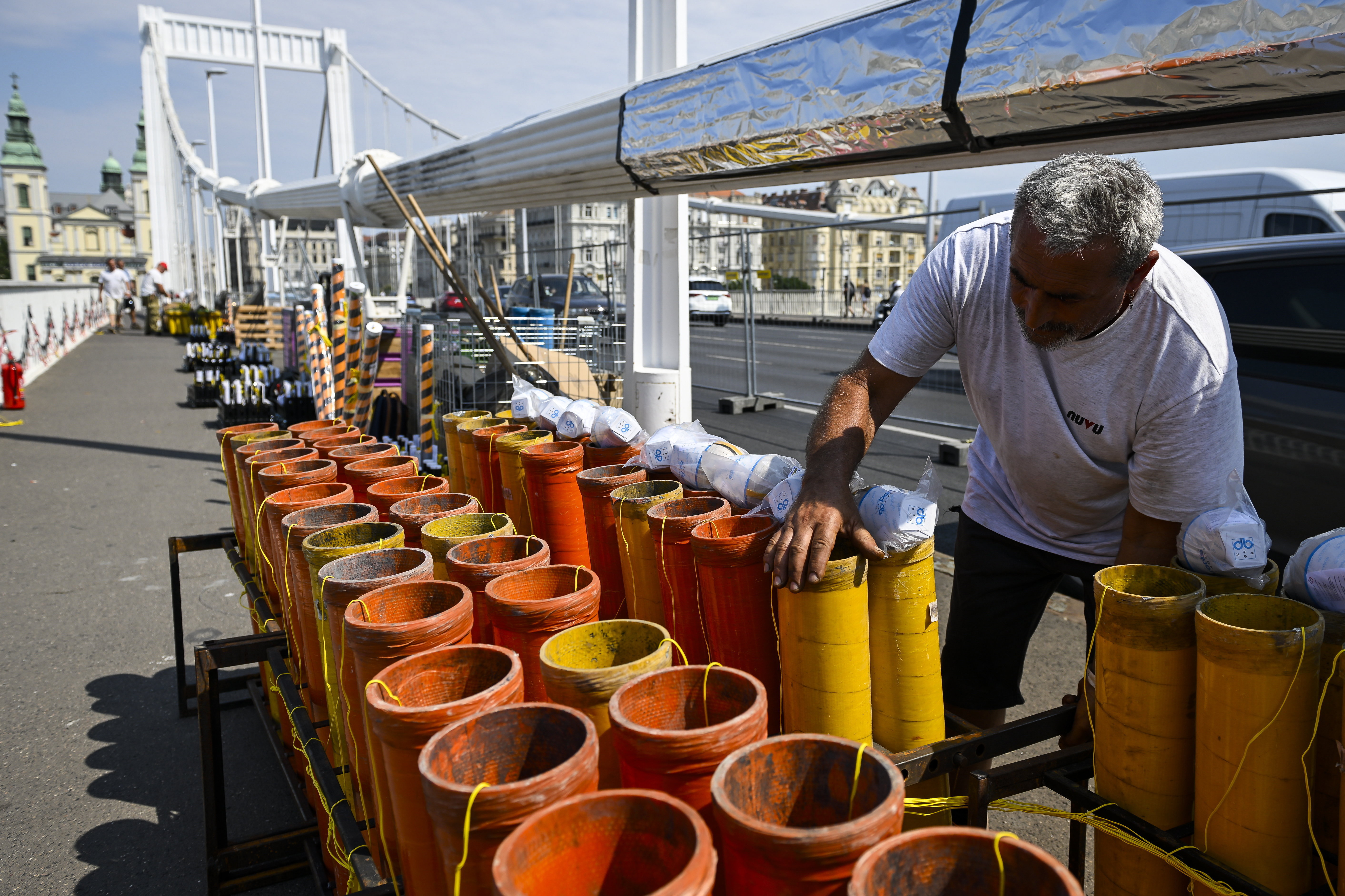 Tömegközlekedéssel menne az ünnepi rendezvényekre? - lehet, nem fog úgy működni a dolog, ahogy eredetileg tervezte - változások Budapesten