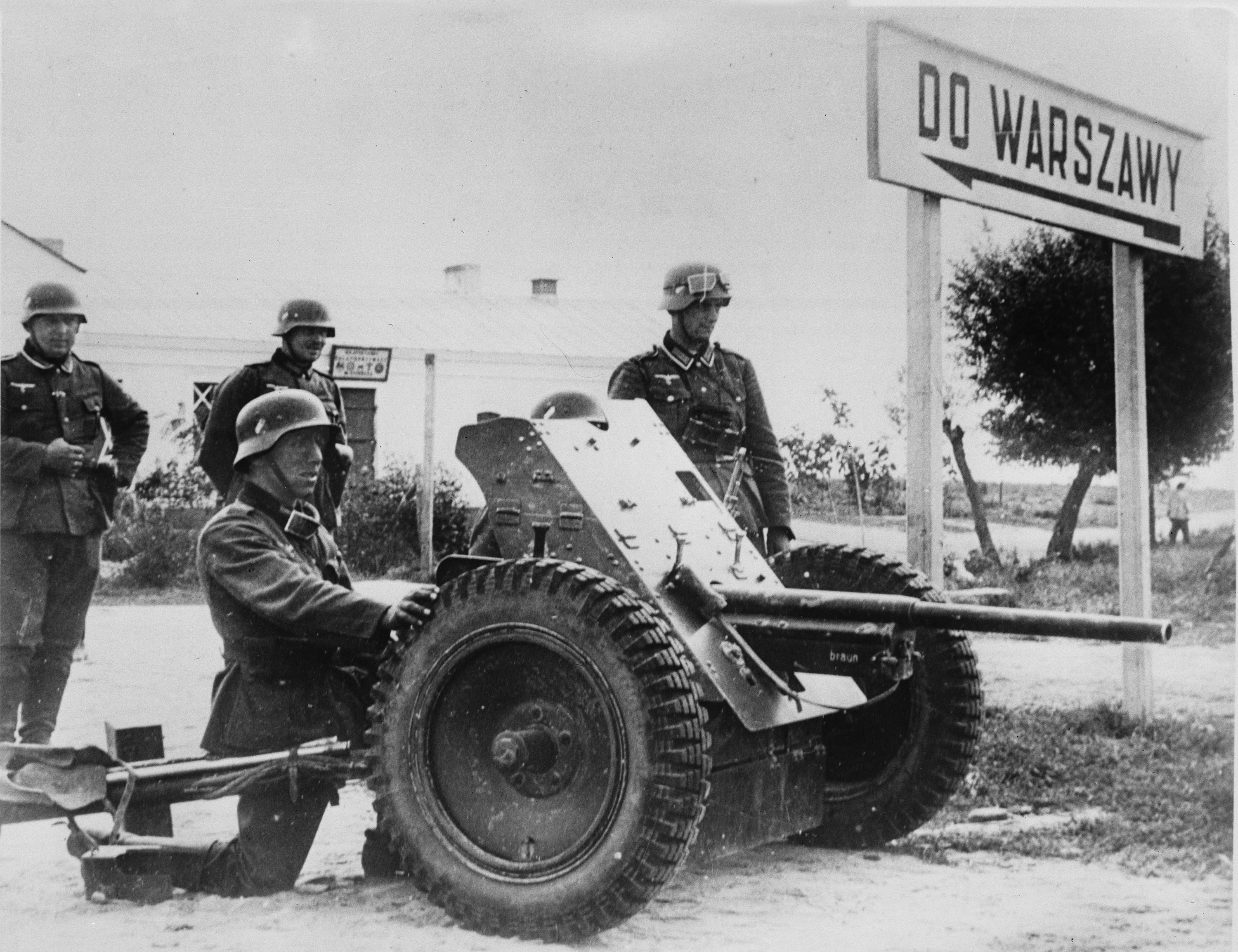 Upadek Warszawy we wrześniu 1939 roku. ARCHIWALNE ZDJĘCIA