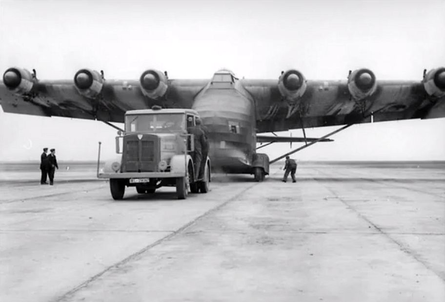 Messerschmitt Me 323 Gigant
