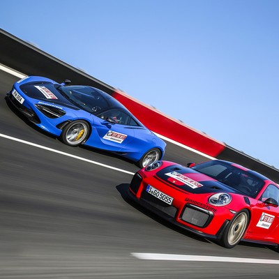 Porsche 911 GT2 RS kontra McLaren 720S - szybko jeździć ty musisz