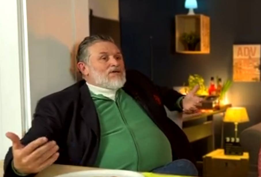 Galambos Lajos: „Budán építkezek, befejezés előtt áll, a szomszédok élcelődésétől lett tele a tököm... áramszünet volt” – videó