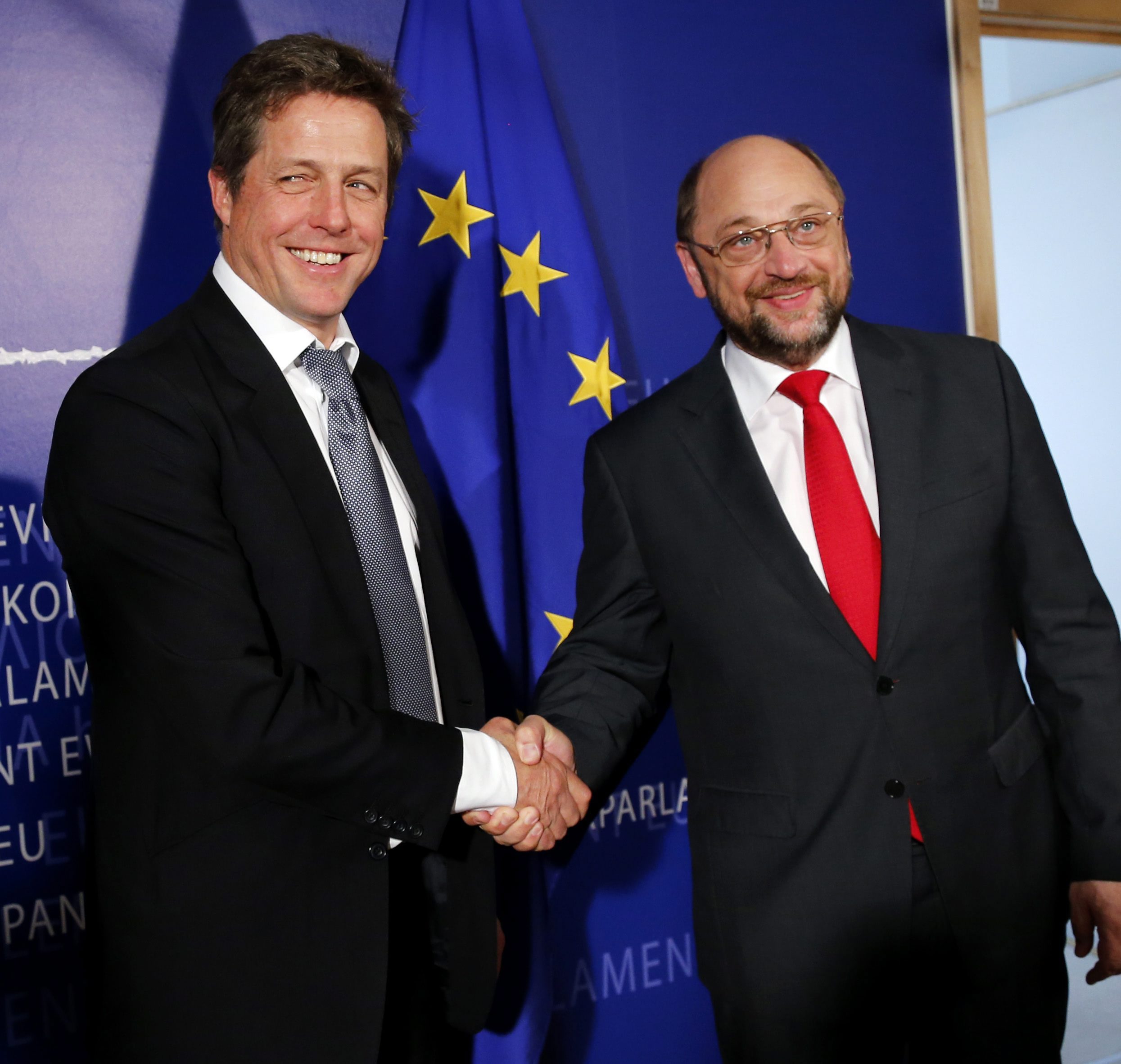 Hugh Grant i Martin Schulz w Parlamencie Europejskim