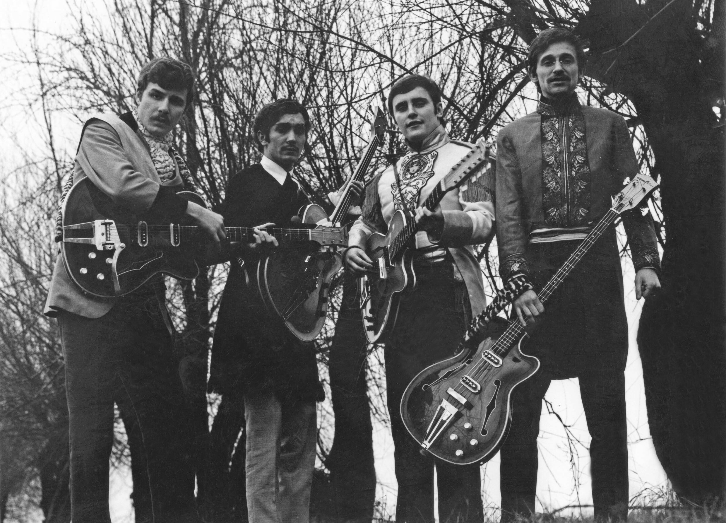 Trubadurzy – sesja fotograficzna do pierwszego albumu grupy „Krajobrazy”, 1968 r.Na zdjęciu od lewej: Krzysztof Krawczyk, Sławomir Kowalewski, Marian Lichtman, Ryszard Poznakowski.