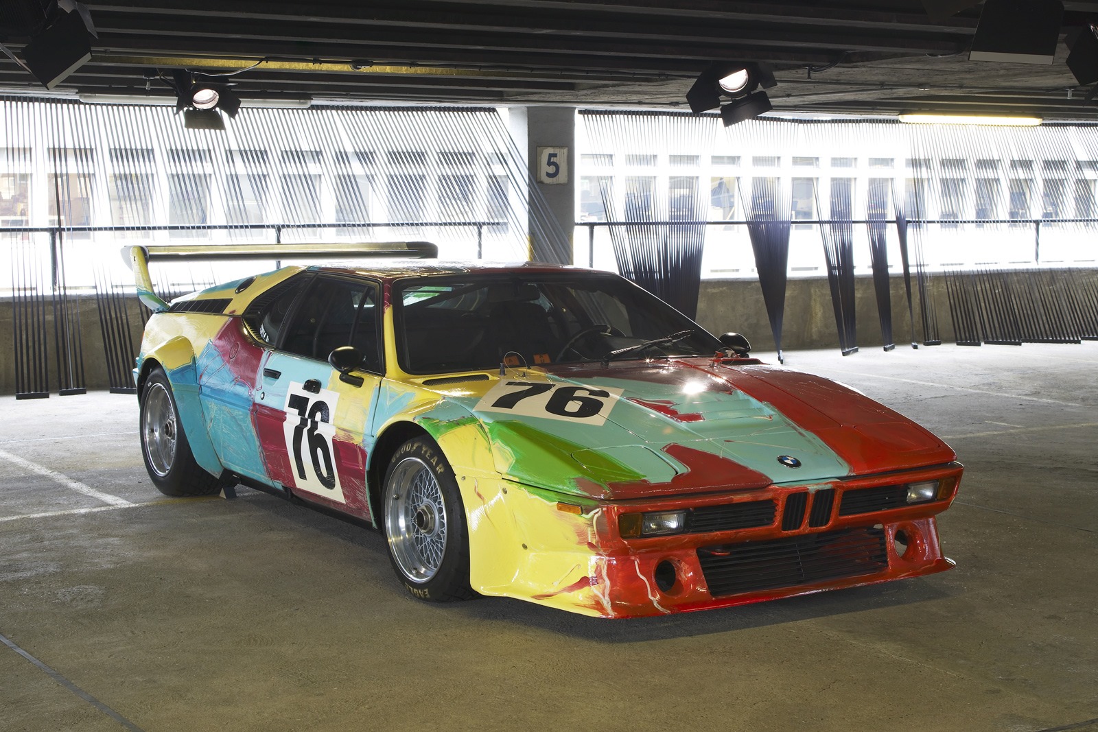 BMW M1 pomalowany przez Andiego Warhola