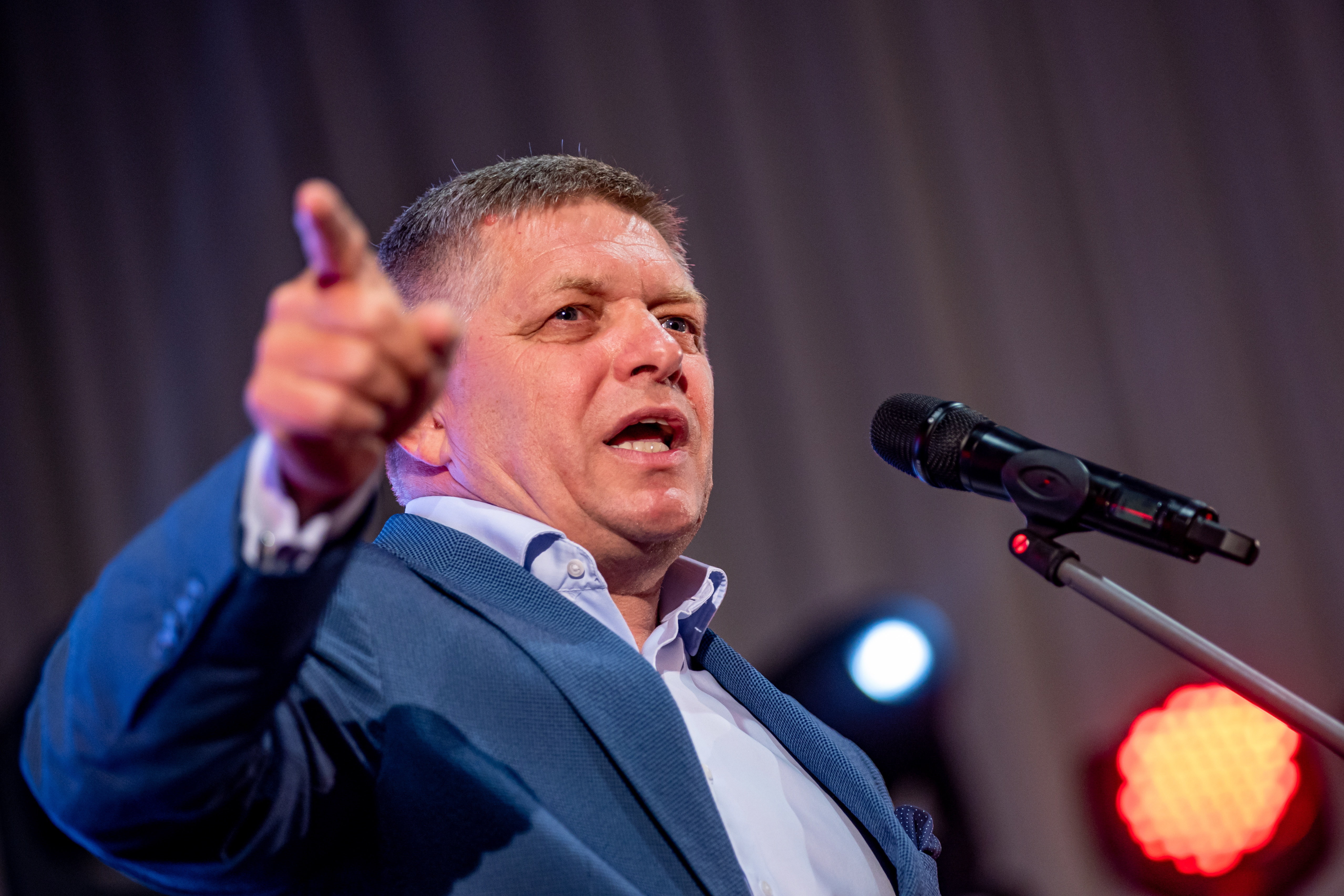 Robert Fico: nem szabadna, hogy a „Soros-klánnak” akkora befolyása legyen az európai politikára, „amekkora sajnos van”
