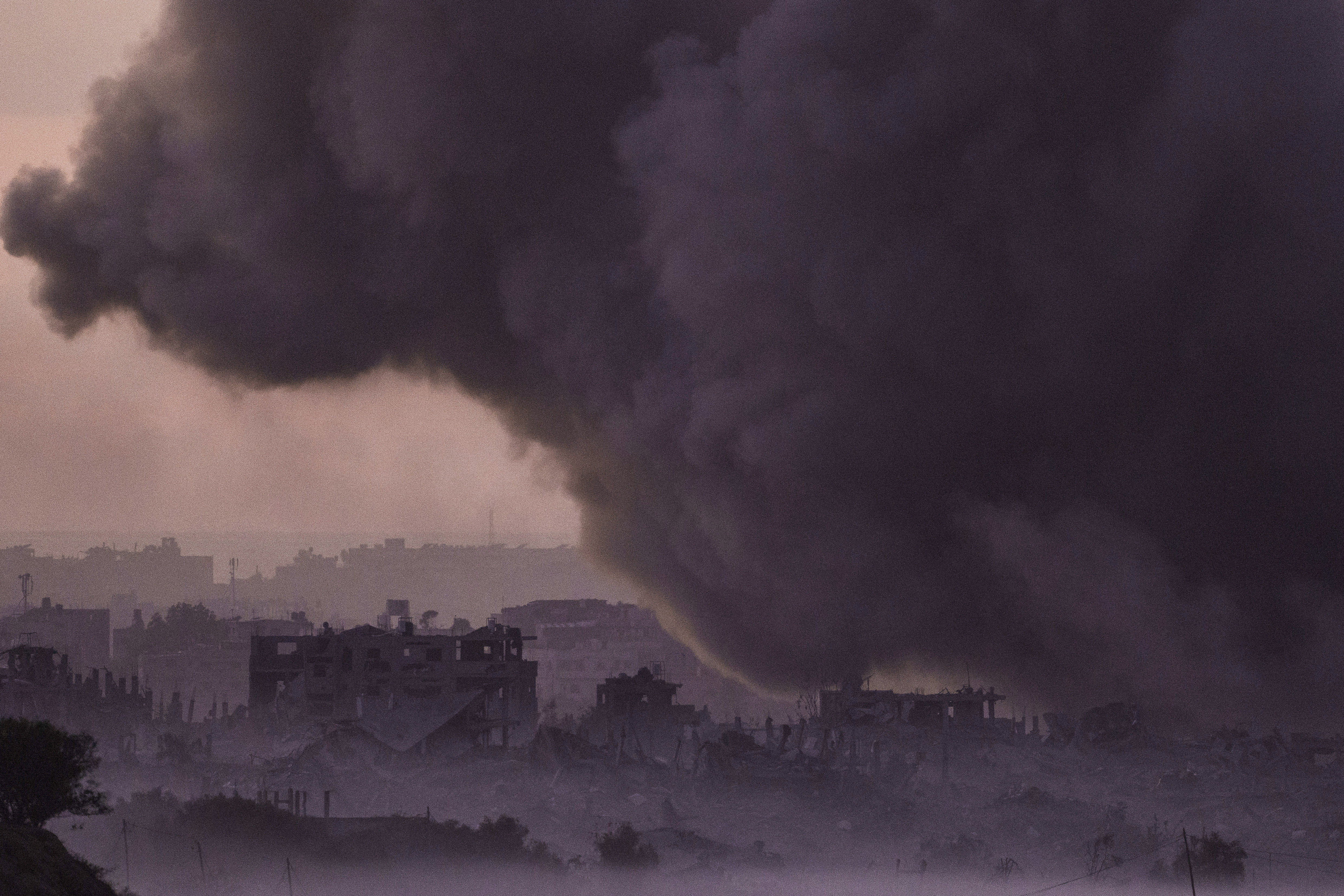 Izraeli–palesztin háború: csütörtök reggel szabadulhatnak az első túszok