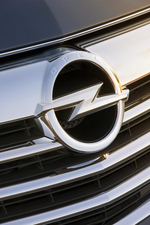 Nowy model, nowe imię i nowe logo