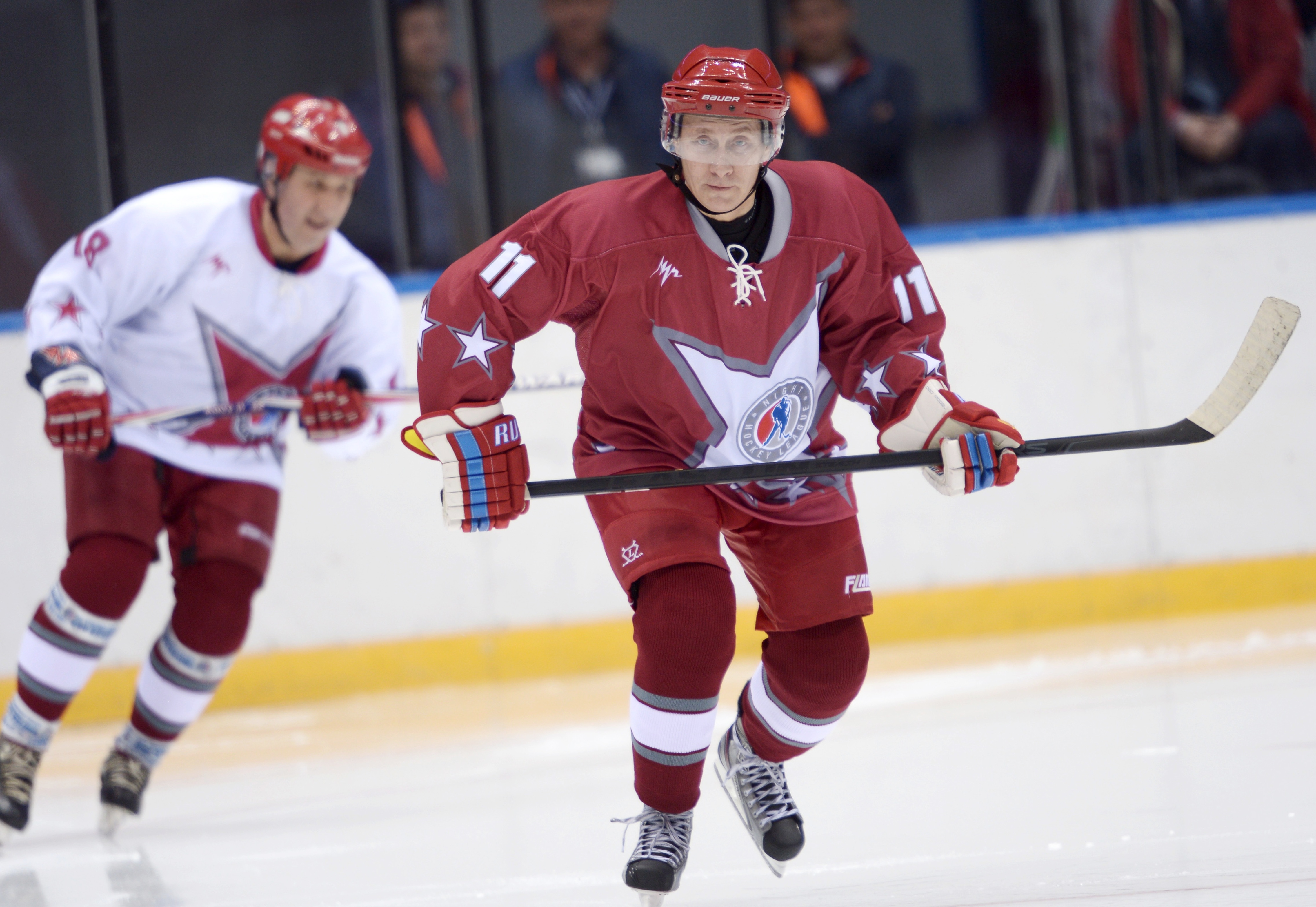 Władimir Putin i Aleksander Łukaszenka jak gwiazdy hokeja