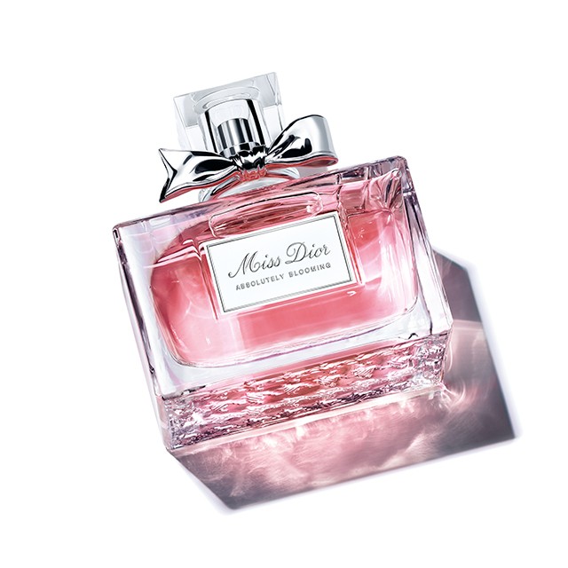 Natalie Portman w kampanii perfum Diora