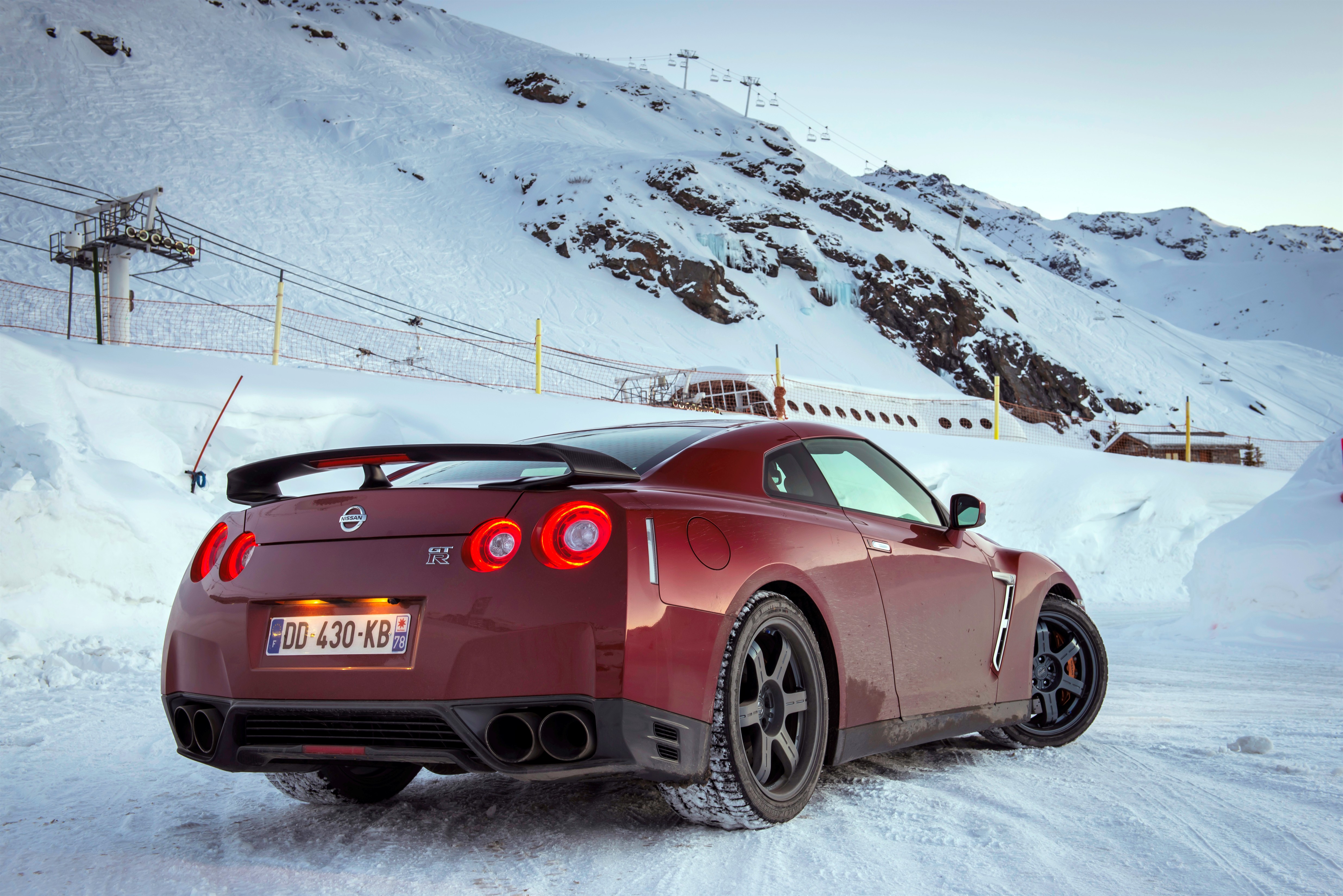 Nissan GT-R