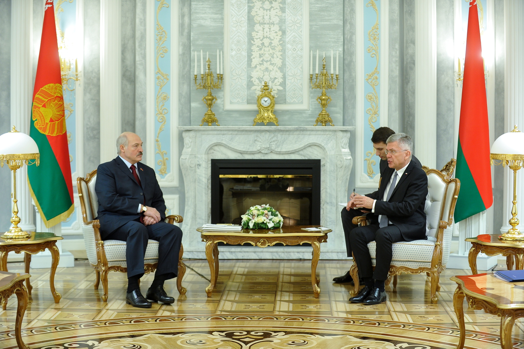 Marszałek Senatu Stanisław Karczewski podczas spotkania z prezydentem Republiki Białoruskiej Alaksandrem Łukaszenką, Mińsk, grudzień 2016 r