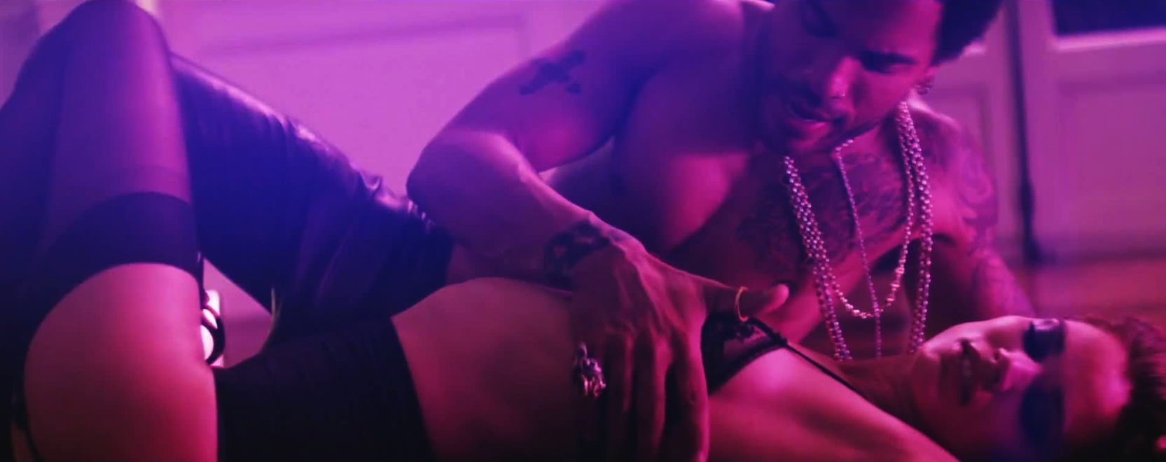 Lenny Kravitz i Rianne Ten Haken w klipie do