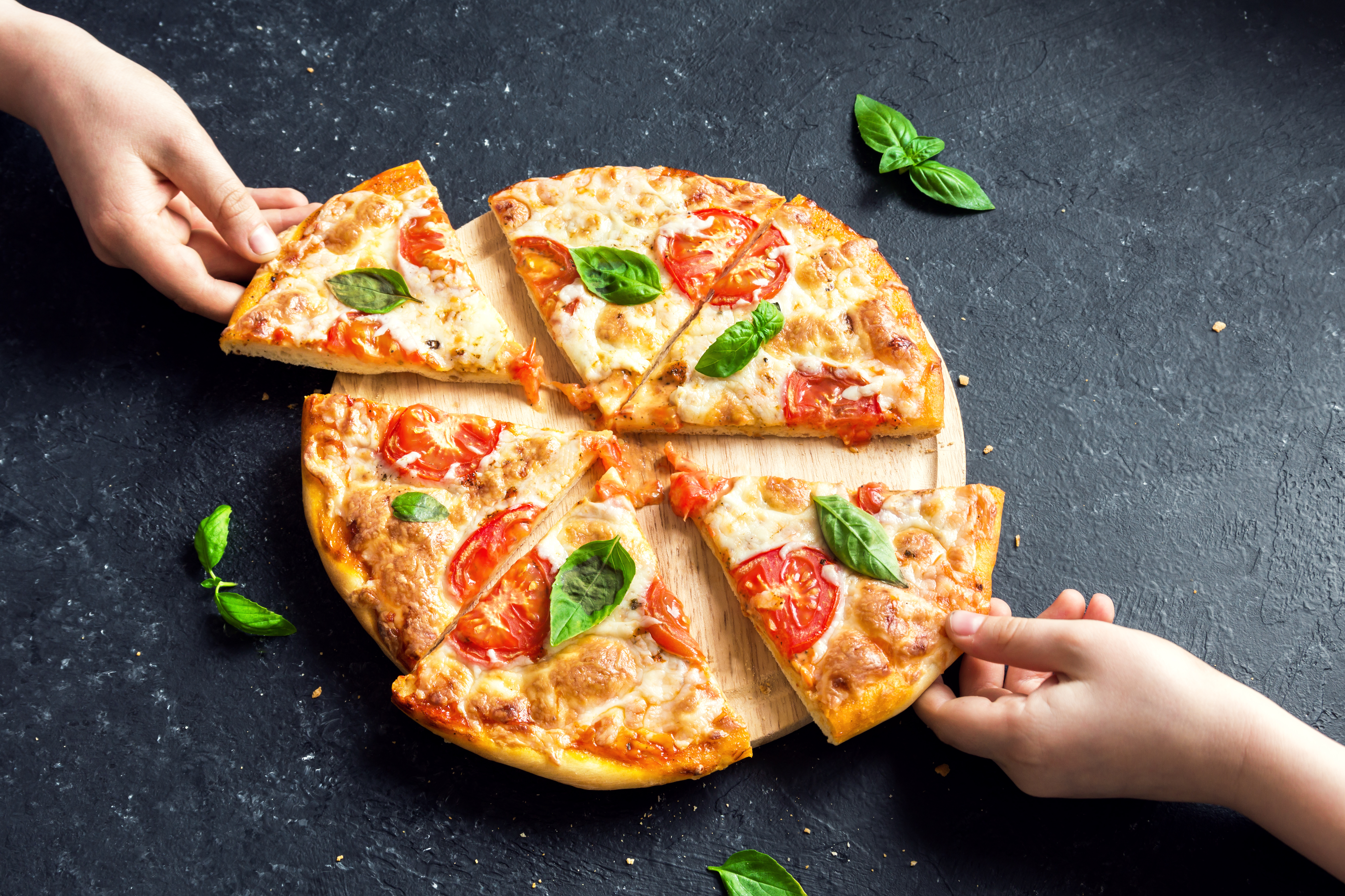 Egészségesebb a pizza, ha házilag készül? Most kiderül - Blikk