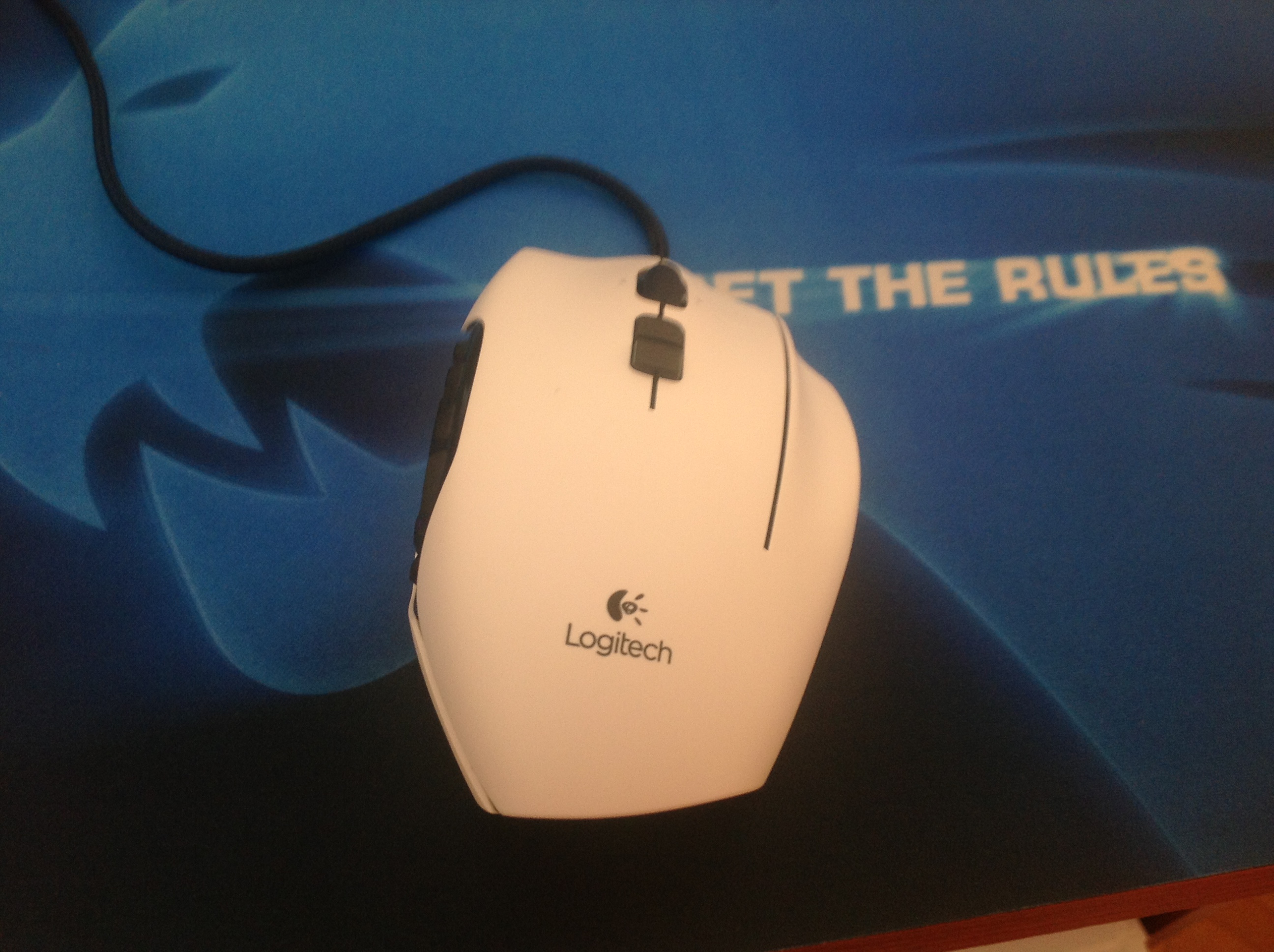 Logitech G600