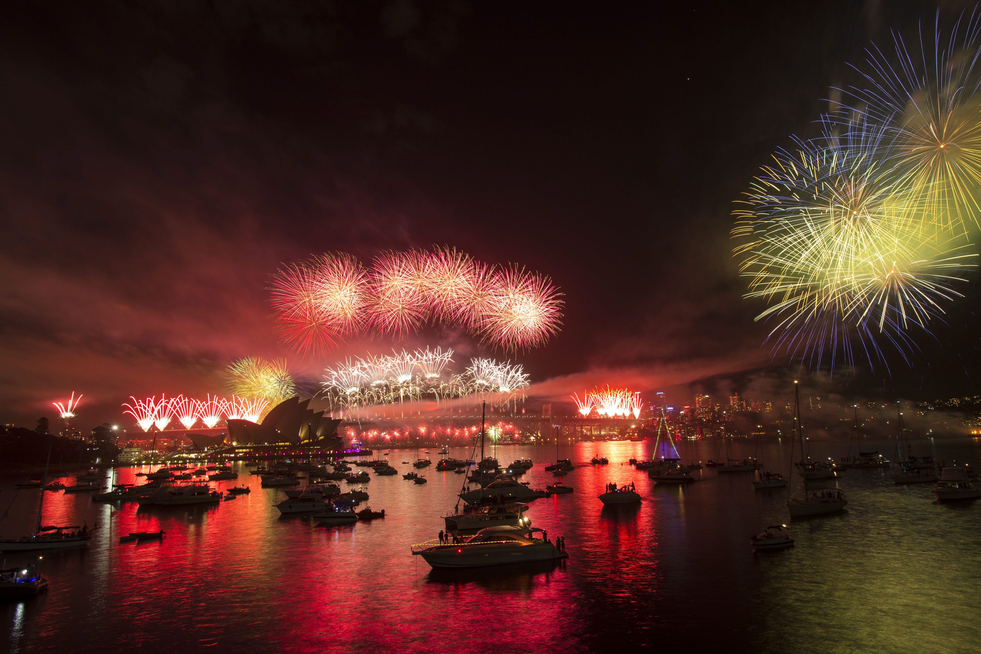 Sydney wita 2013 rok