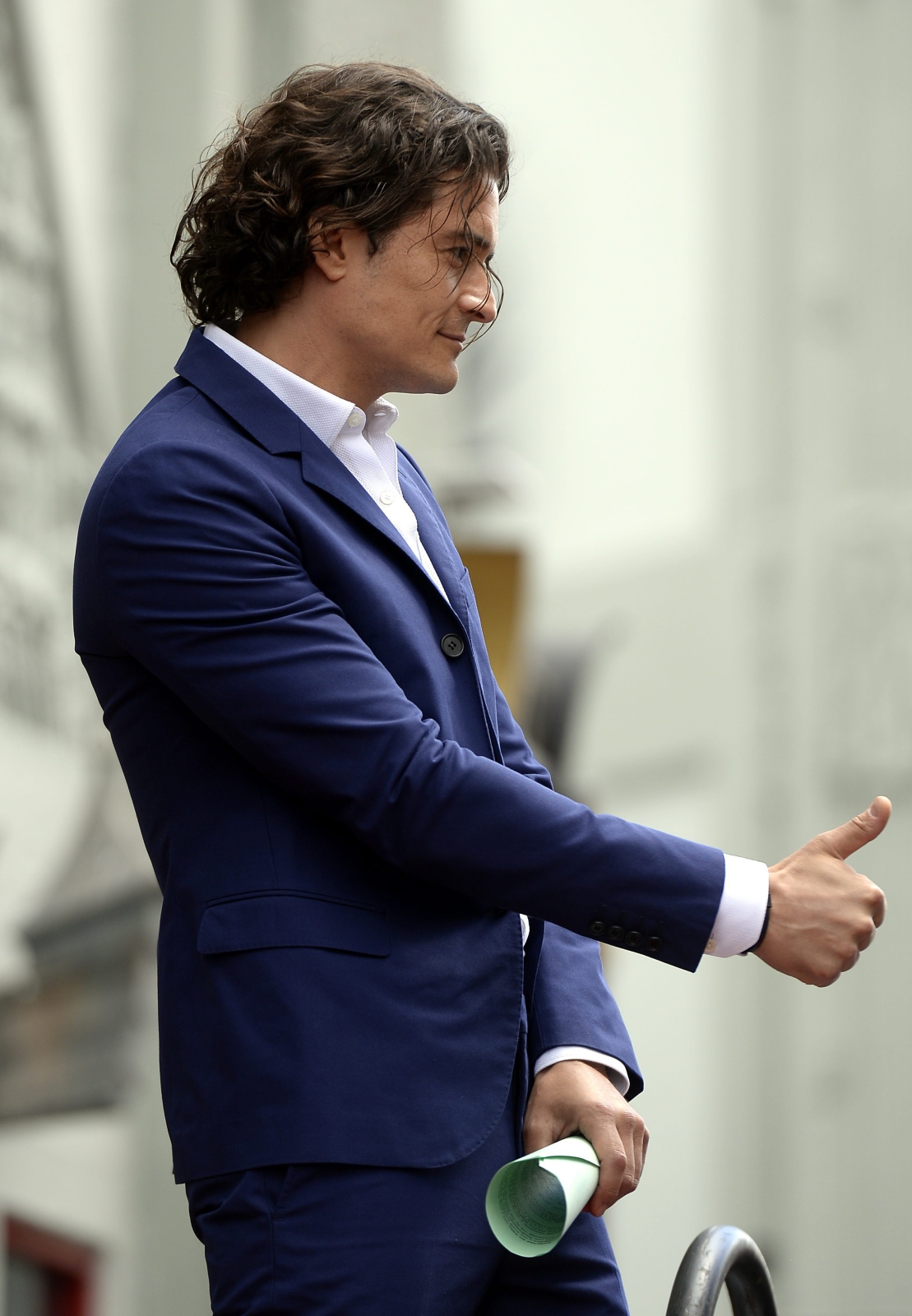 Orlando Bloom podczas ceremonii w Alei Sław w Hollywood