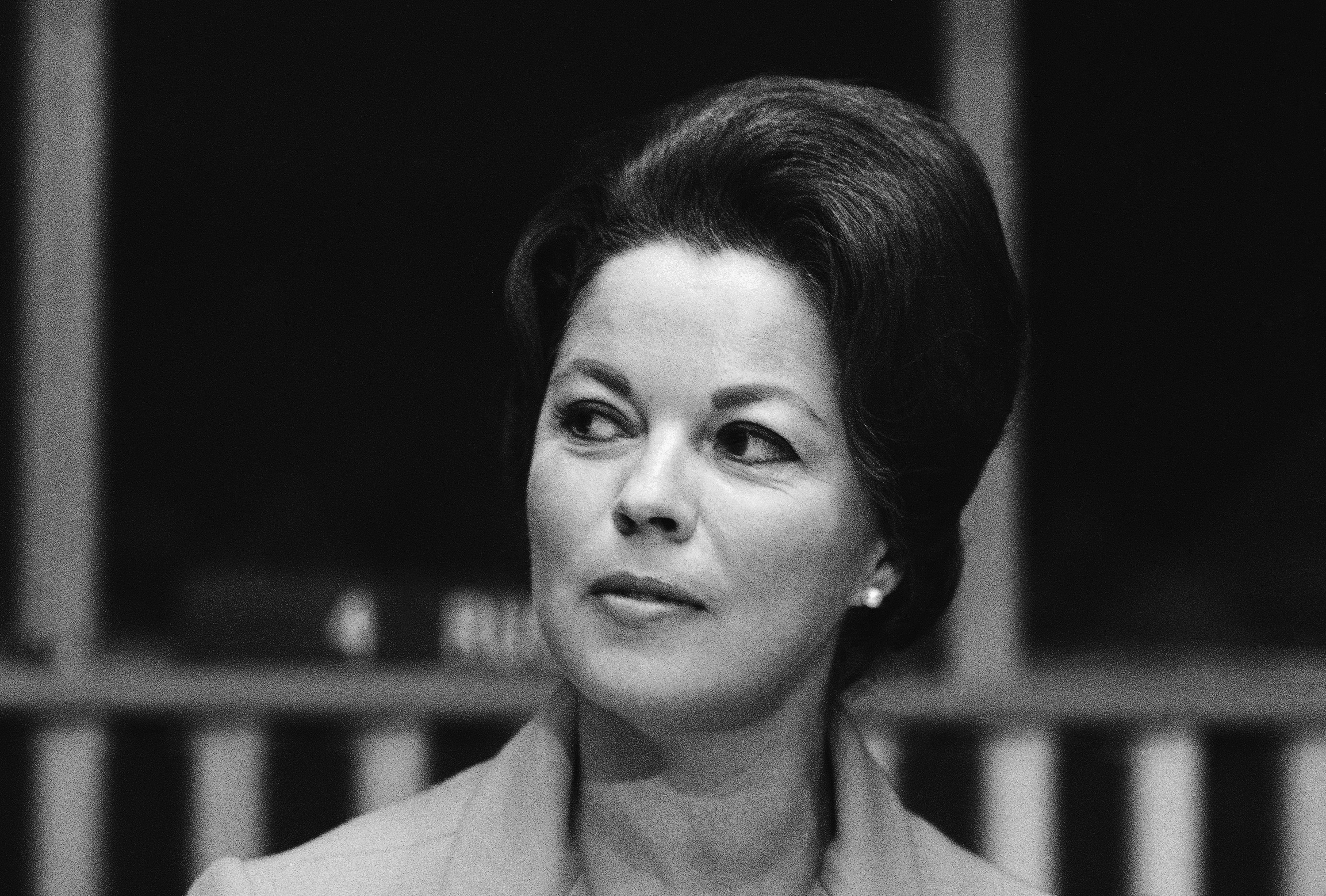 Pracowała jako szefa protokołu w administracji prezydenta Geralda Forda, a potem jako ambasador USA w Ghanie i Czechosłowacji