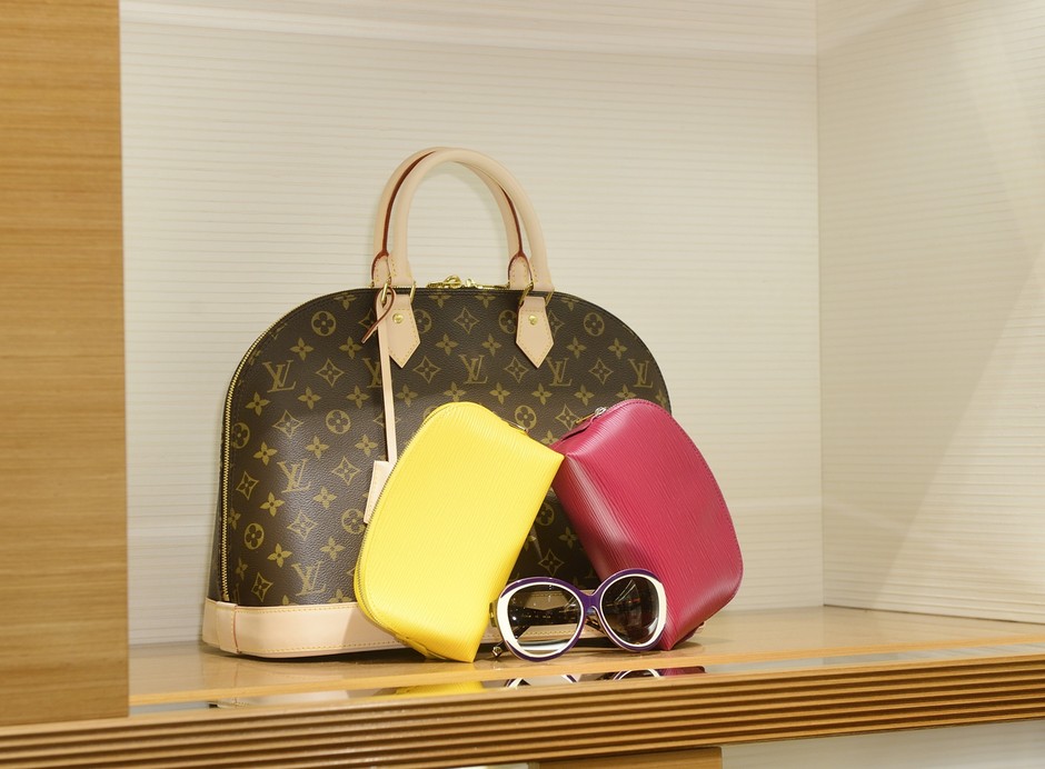 Wnętrze butiku Louis Vuitton w Warszawie / mwmedia