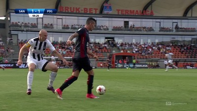 Sandecja - Pogoń (1:1): Kibice Sandecji odetchnęli z ulgą! Gyurcso uderzył tylko w boczną siatkę
