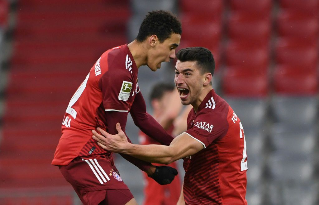 Bayern down Mainz to go six points clear in the Bundesliga