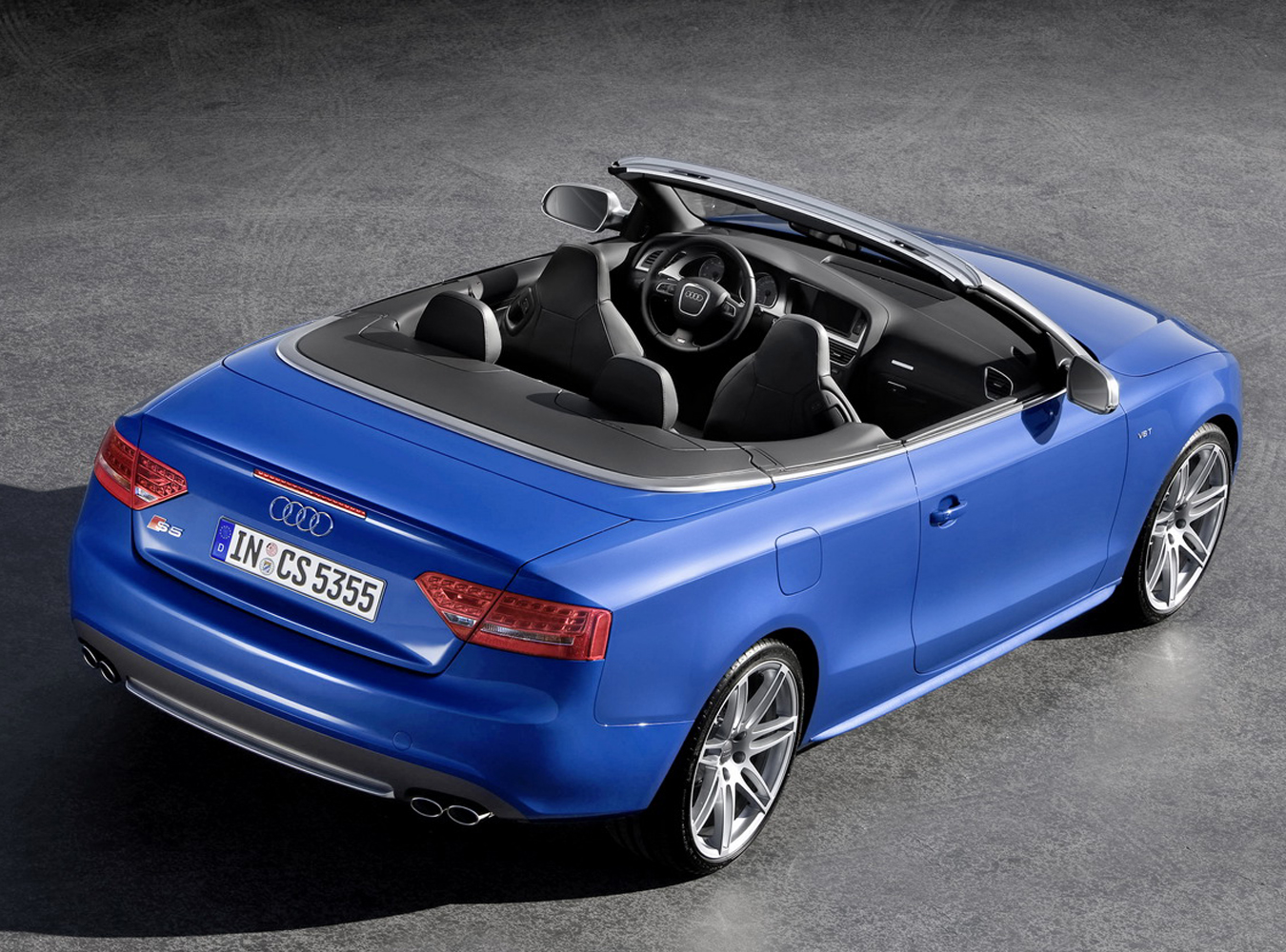 W sprzedaży Audi A5 i S5 kabrio pojawią się wiosną przyszłego roku, zaraz po światowej premierze na salonie samochodowym w Genewie