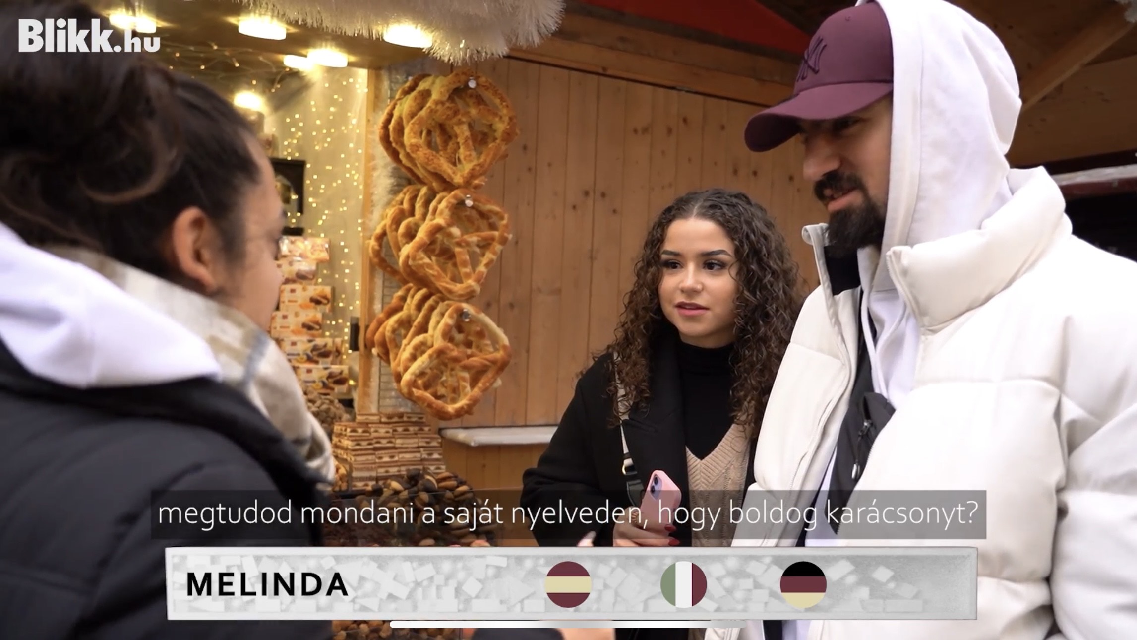 Mondja ki, hogy Boldog Karácsonyt és belépőt kap a Sztárbox élő közvetítésére! - Nézze, micsoda videót forgattunk a karácsonyi vásárban! - videó