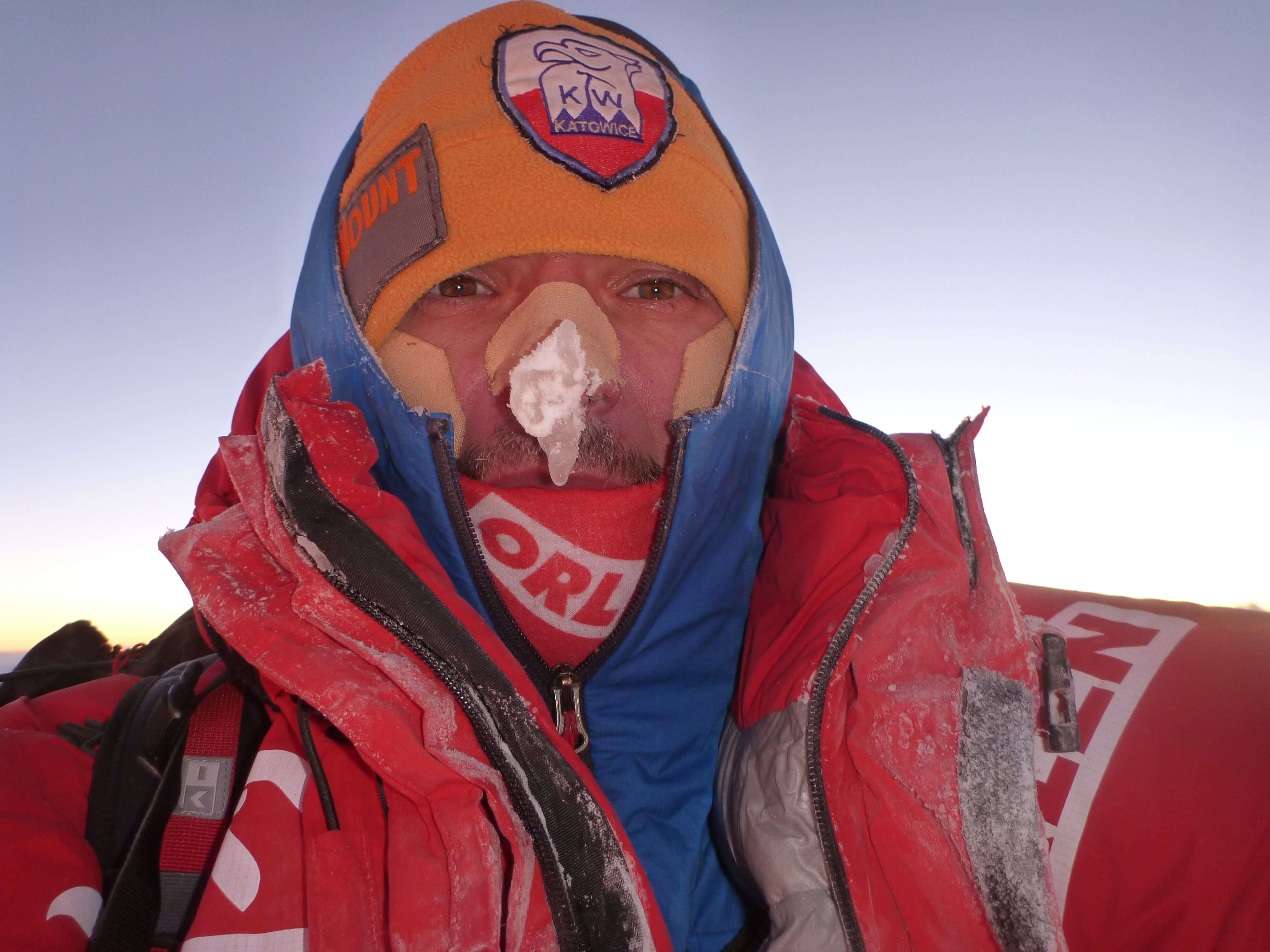 Wyprawa na Broad Peak - Artur Małek na szczycie