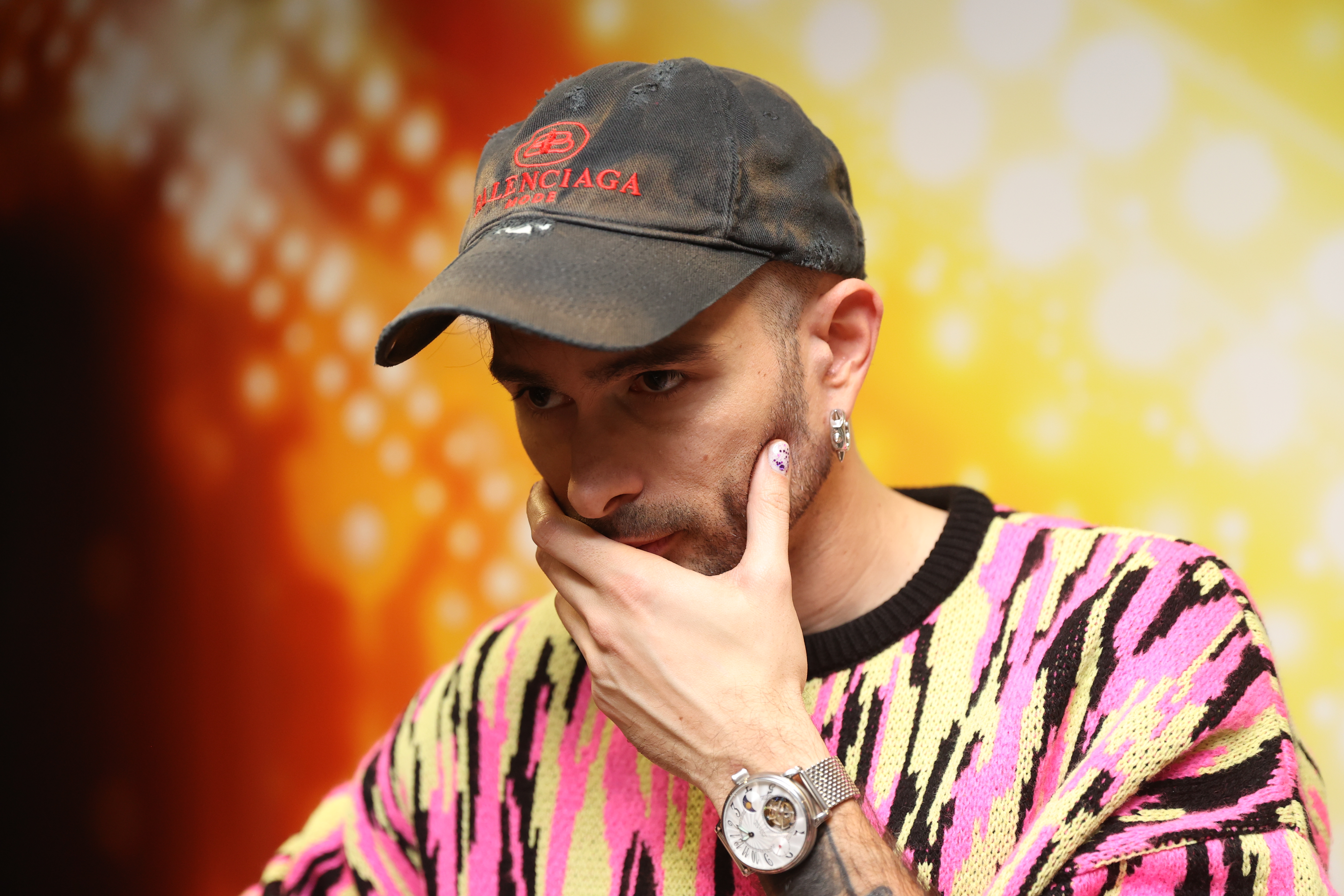 ByeAlex szívhez szóló sorokkal üzent Manuelnek a balszerencsés koncertje után - Így látták el a színfalak mögött a sérült lábát - videó