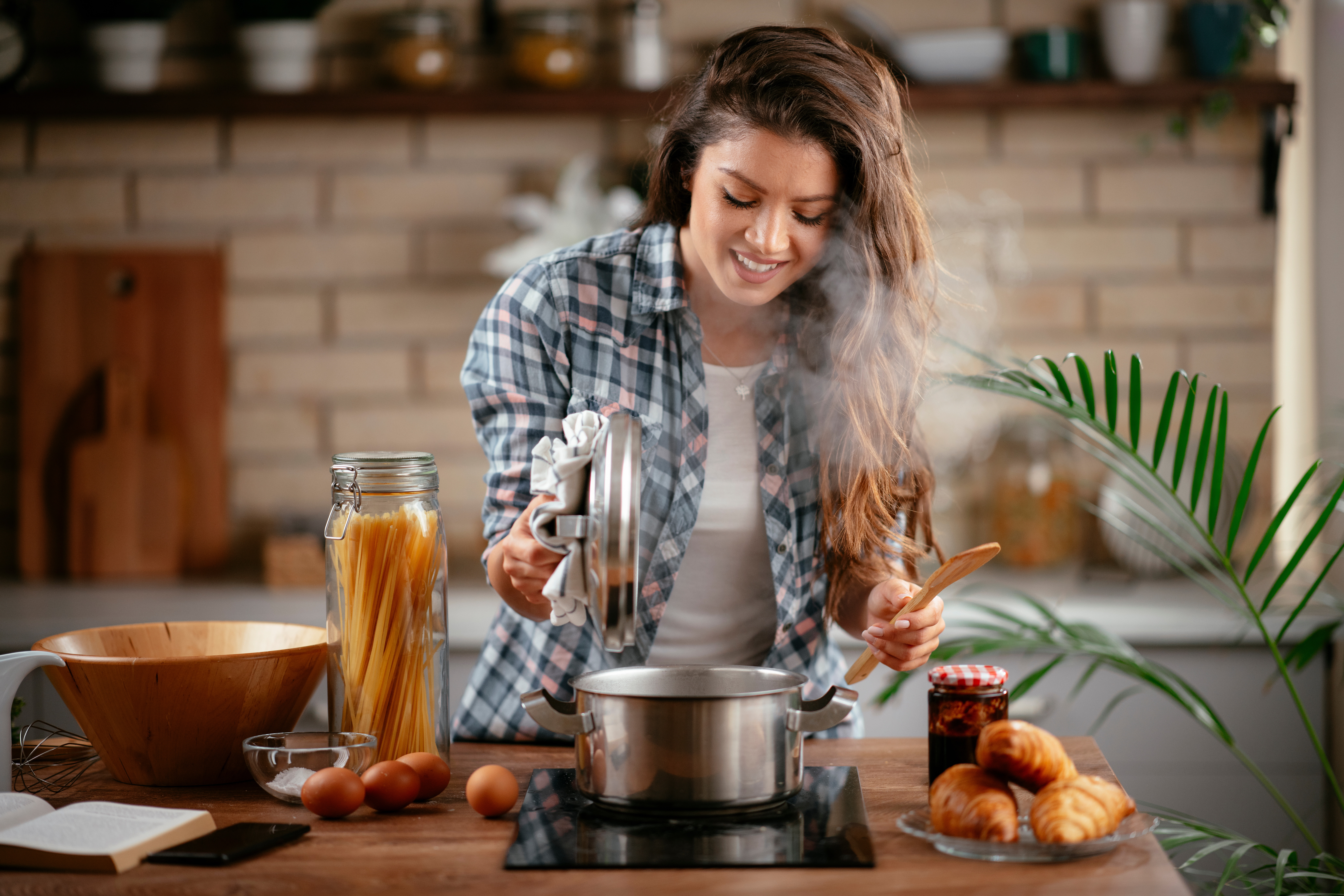 Tesztelték, melyik a legjobb cérnametélt: több olcsóbb, saját márkás termék is az élre került