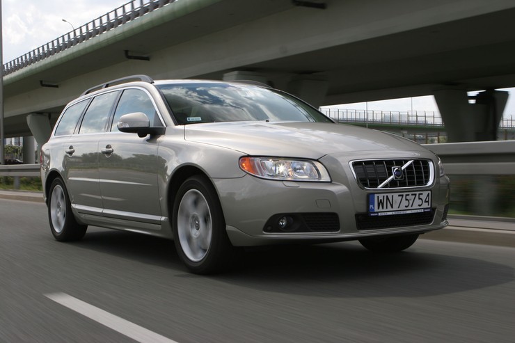 Prestiżowe kombi za 35 tys. zł - wybór jest całkiem spory - Auto Świat