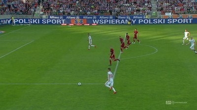 Górnik Z. - Wisła K. (1:0): 18-letni Liszka groźny pod bramką rywala! Po jego zagraniu piłka trafiła w słupek. Cywka blisko "samobója"