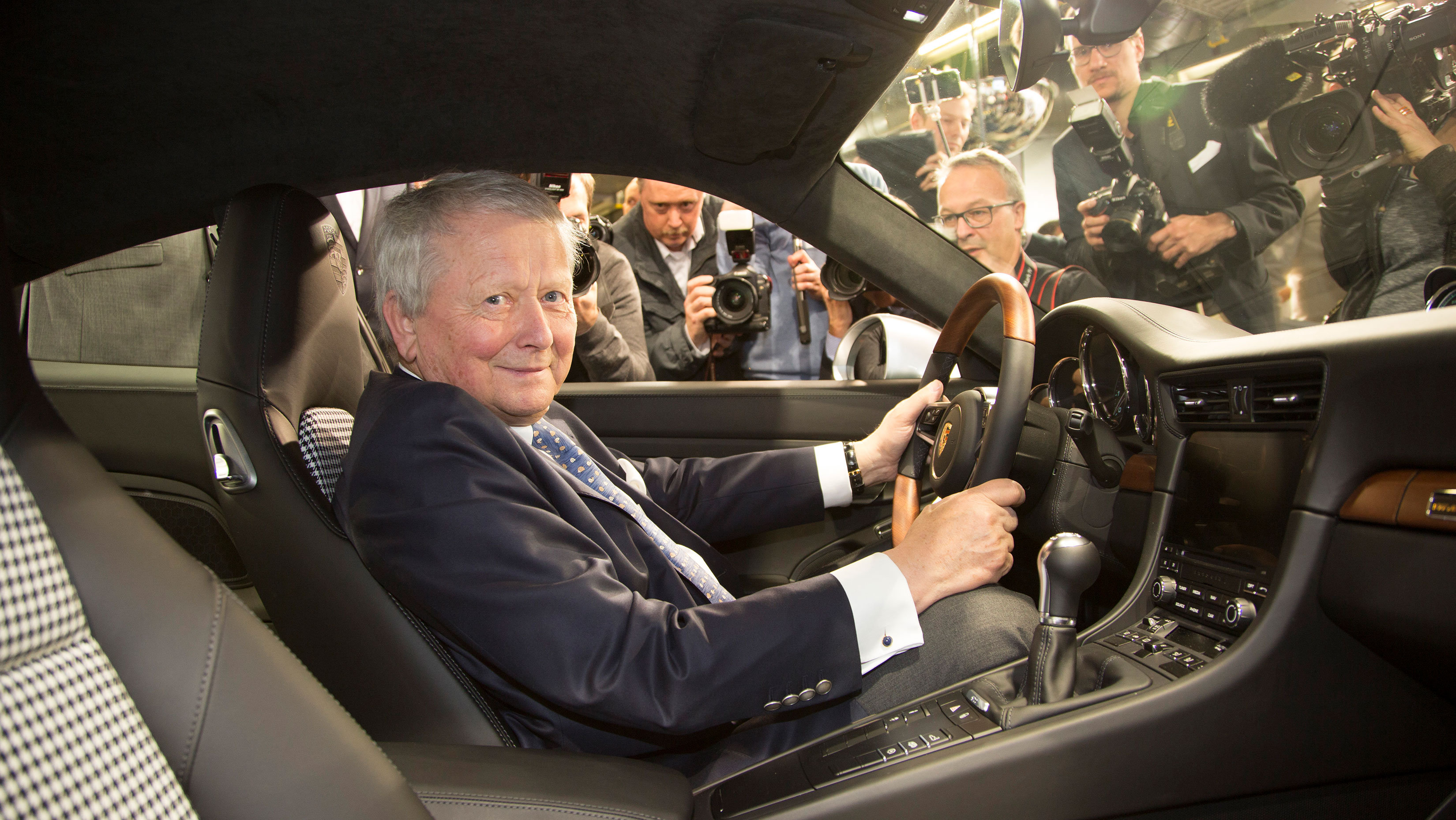 Válik az eurómilliárdos Wolfgang Porsche