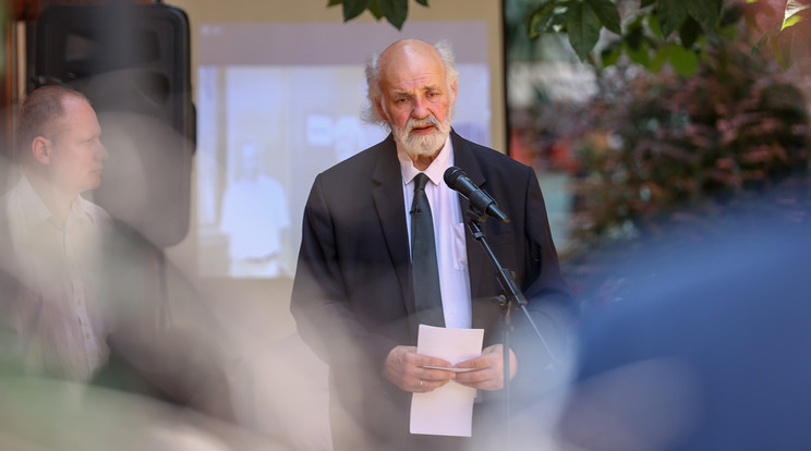 Annyi tanár mondott fel Iványi Gáborék iskolájában, hogy leállt az oktatás – videó