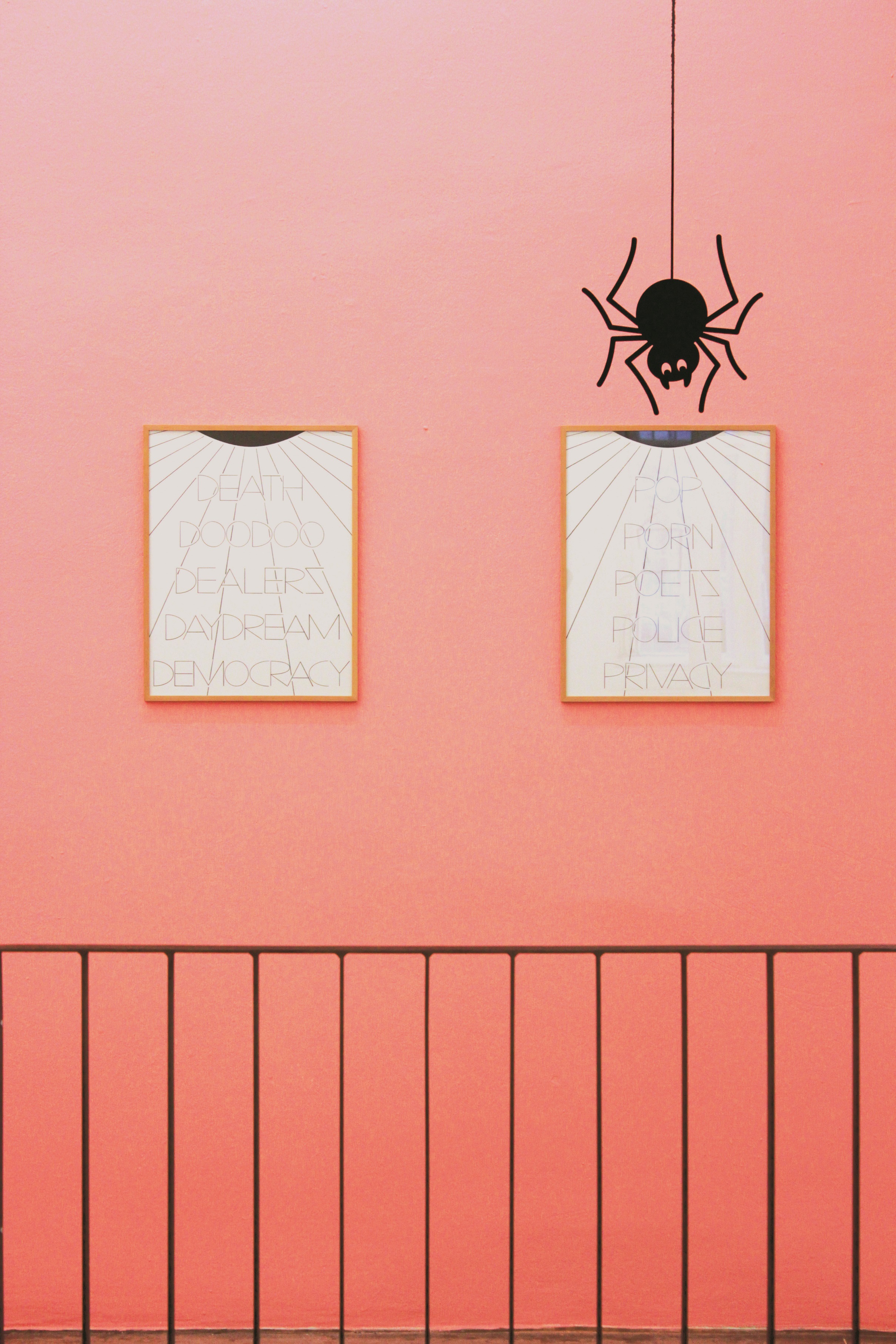 Prace Honzy Zamojskiego na wystawie w Christine König Galerie w Wiedniu, marzec 2021 r.