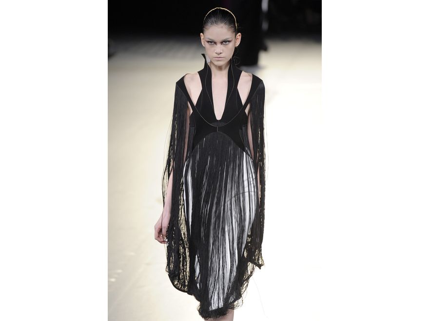 Kolekcja ready-to-wear domu mody Thierry Mugler na jesień i zimę 2012/2013