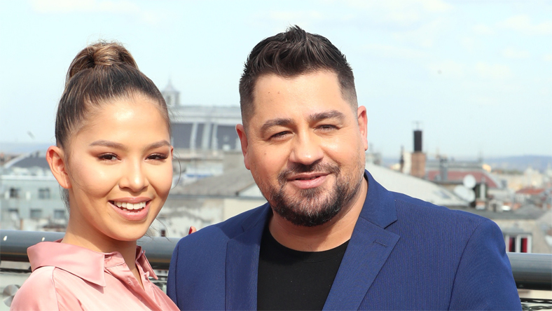 Elolvad a szív: tündéri fotót posztolt két gyermekükről Caramel felesége