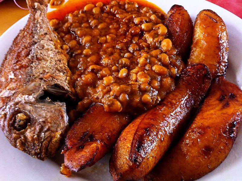 Red red (Fried plantain and beans stew)