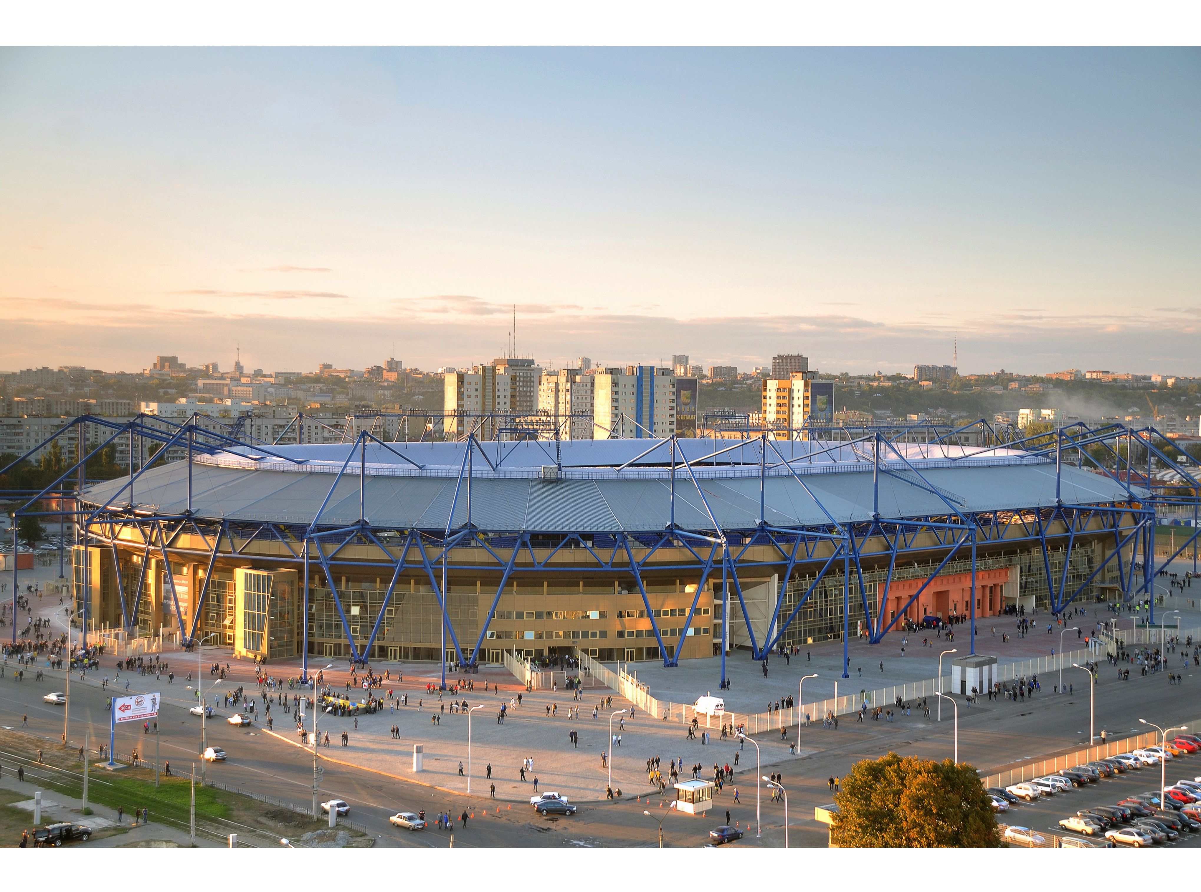 Budowa Stadionu Metalist w Charkowie