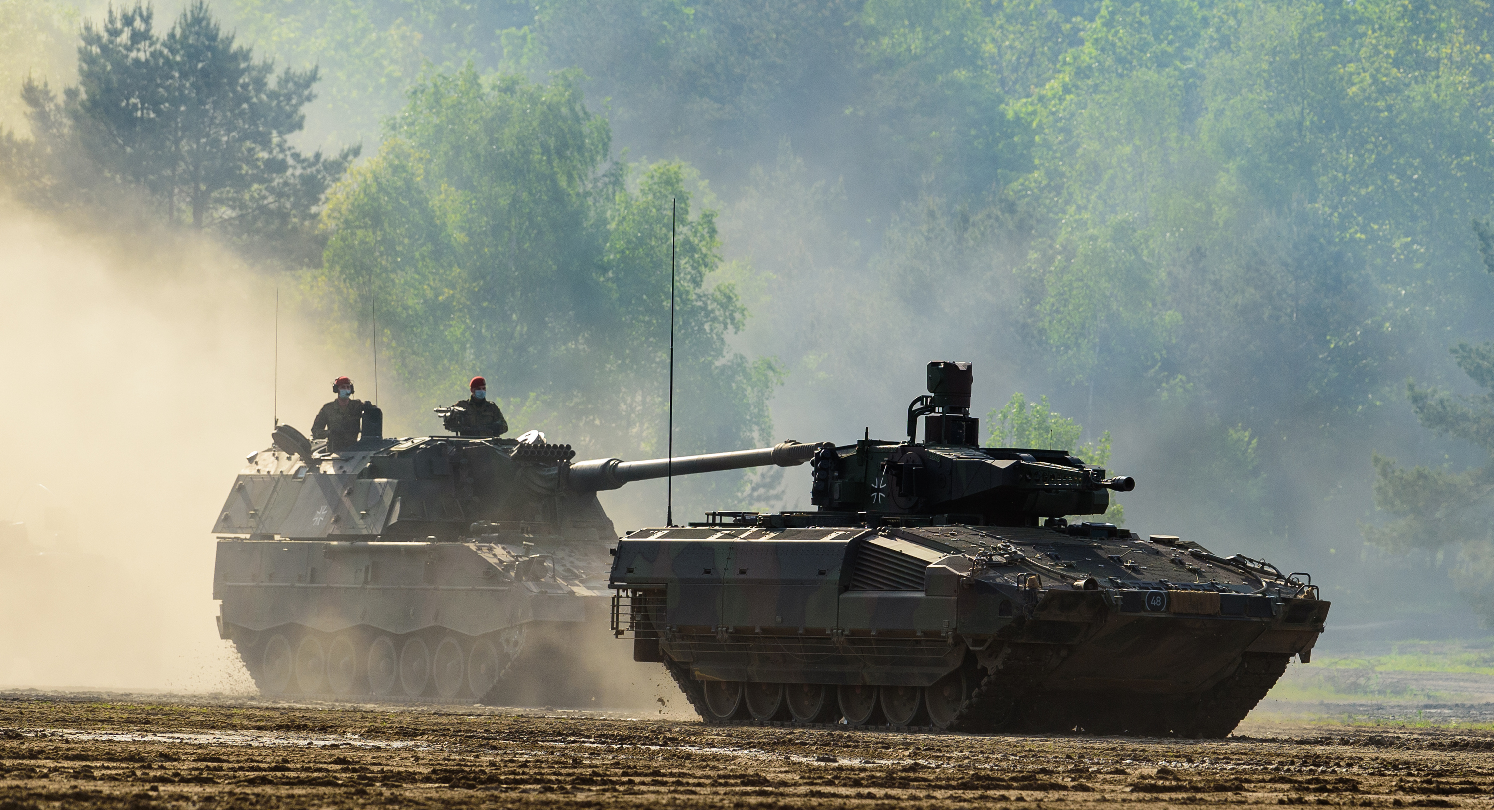 Két Puma harckocsi ütközött össze a Bundeswehr gyakorlatán - Blikk