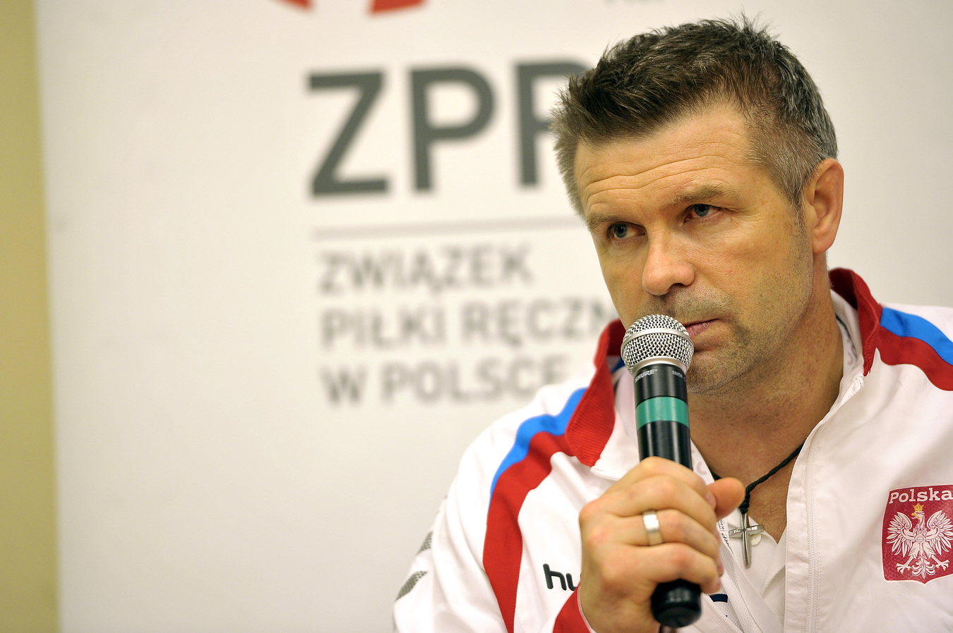 Nowy europoseł posiada oszczędności w wysokości 2 mln zł, blisko 400 tys. euro i ponad 3 tys. dolarów, a także polisy ubezpieczeniowe na ponad 60 tys. euro. Wenta jest także właścicielem domu o powierzchni ponad 346 m2 - wartość 2,4 mln zł oraz mieszkania o powierzchni 78,5 m2 - wartość 350 tys. zł. Jest także właścicielem działki budowlanej o wartości 450 tys. zł. <a href=