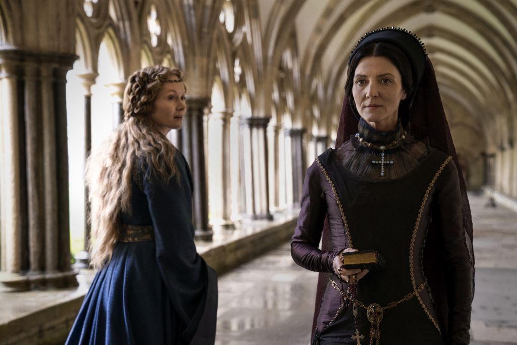 W serialu wyreżyserowanym przez Jamie’ego Payne’a w główne role brawurowo wcielają się Jodie Comer (Kochanek Lady Chatterley), Jacob Collins-Levy (Holding the Man), Michelle Fairley (serial HBO Gra o tron), Essie Davis (Matrix Reaktywacja) oraz Vincent Regan (300).