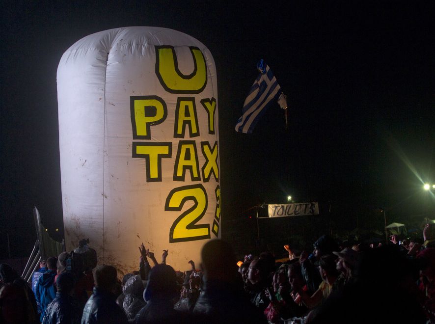 Protesty na koncercie U2